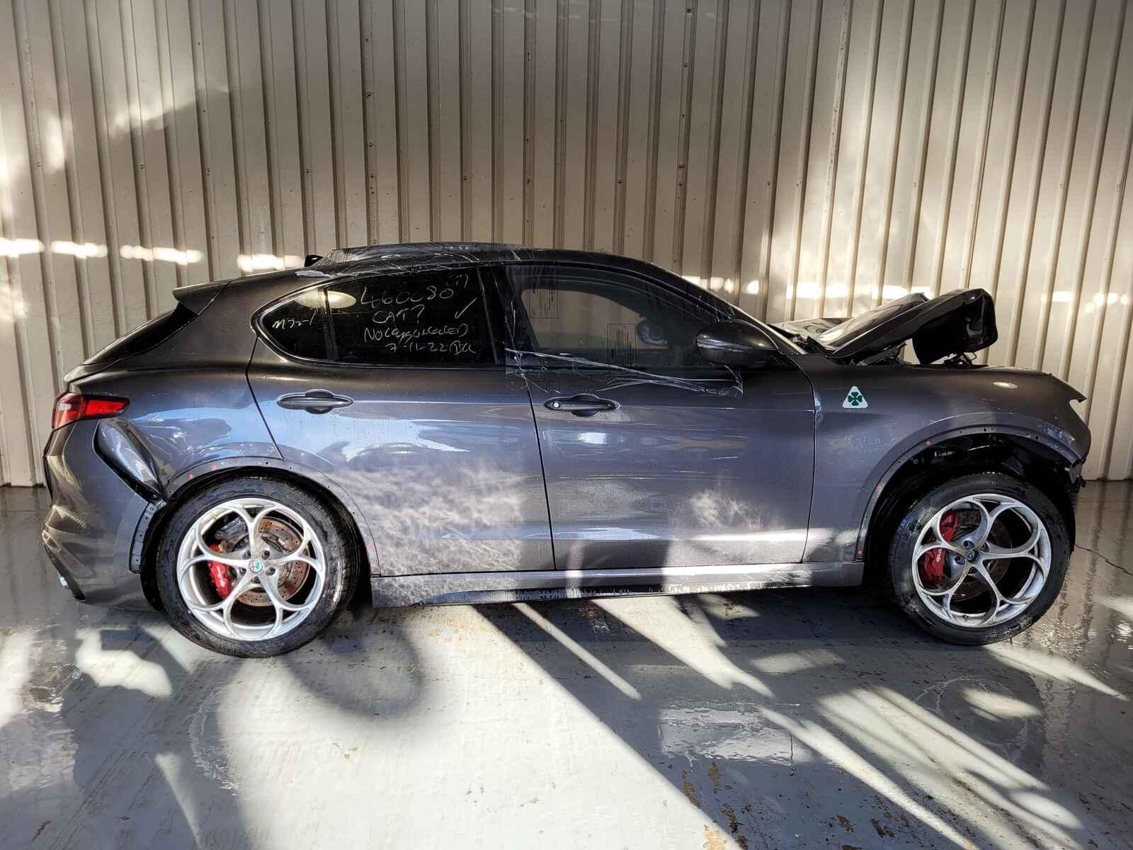 Alfa Romeo Stelvio 2020 5 Door Estate Breaking View Auto part Alfa Romeo Stelvio 2020 5 Door Estate Breaking