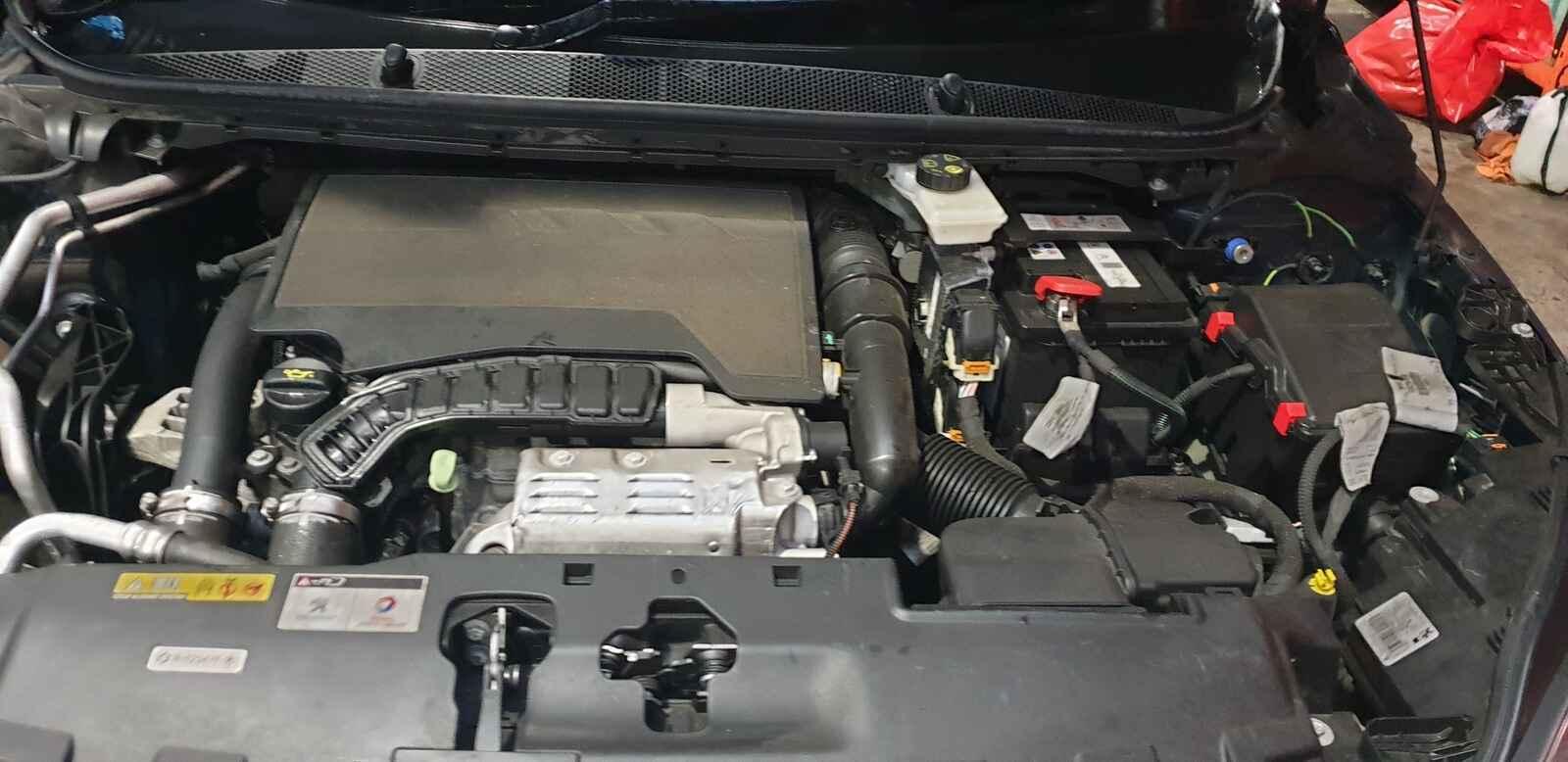 View Auto part Peugeot 308 2020 5 Door Hatchback Breaking