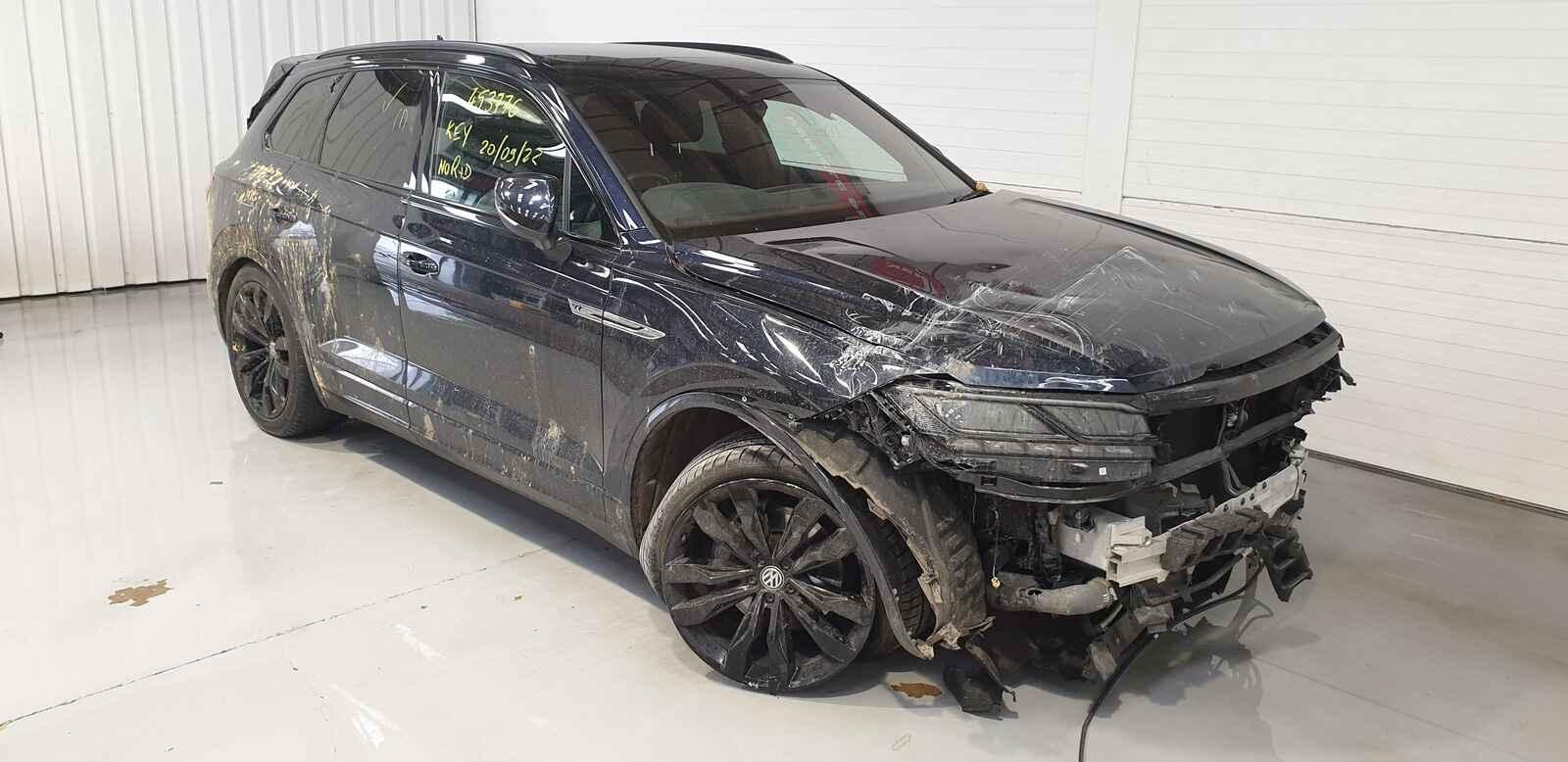 Image for a Volkswagen Touareg 2020 5 Door Estate Breaking