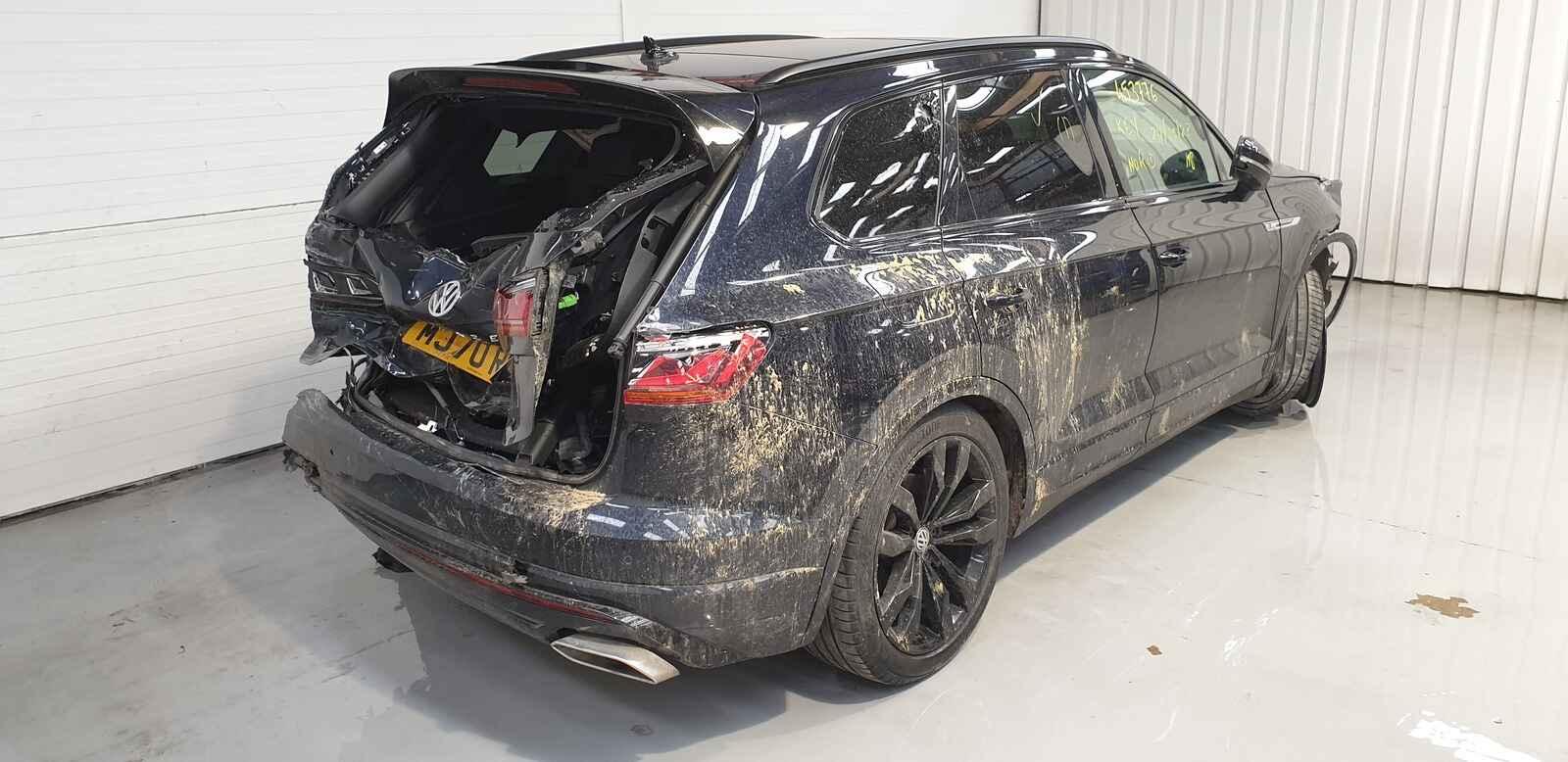 Volkswagen Touareg 2020 5 Door Estate Breaking View Auto part Volkswagen Touareg 2020 5 Door Estate Breaking
