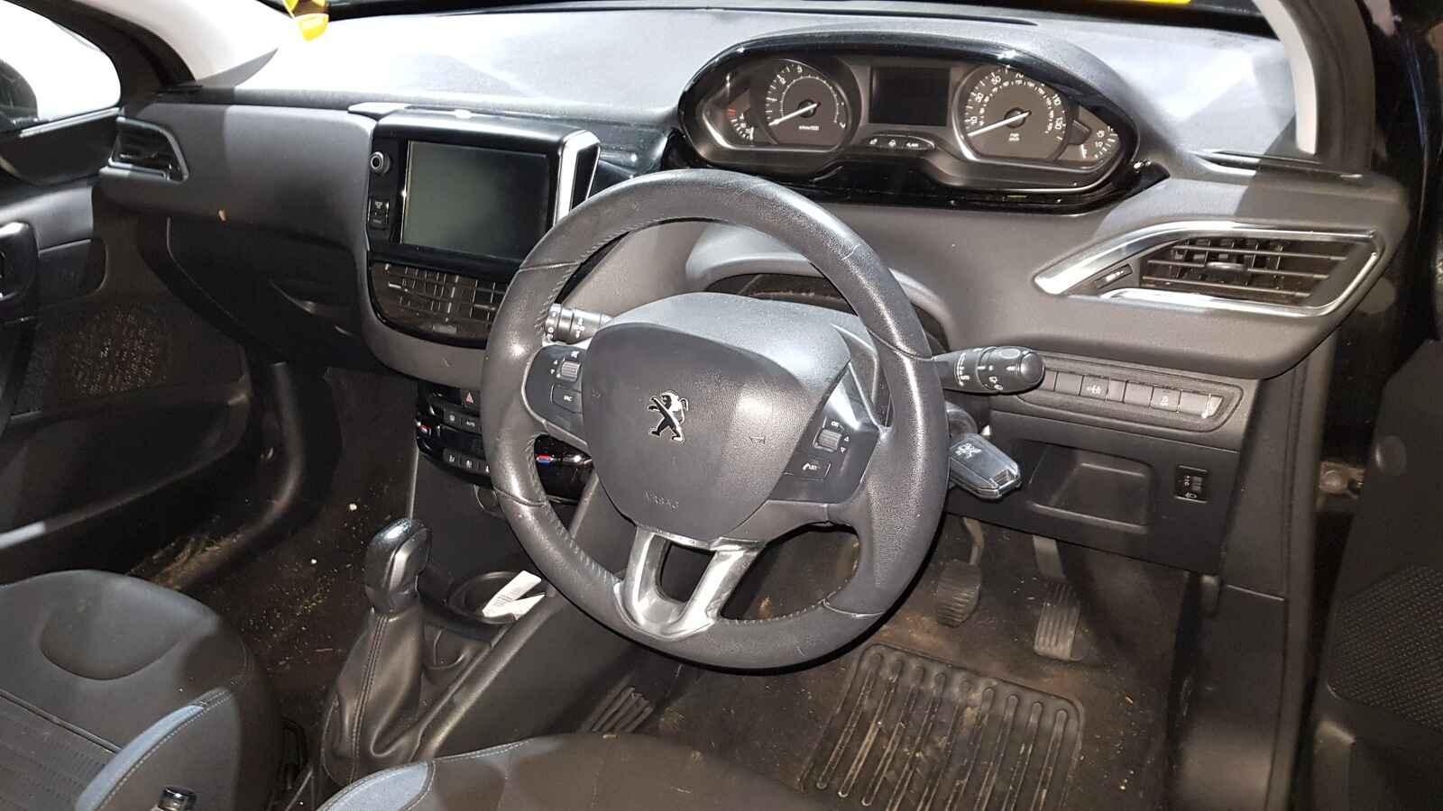 Peugeot 208 2013 5 Door Hatchback Breaking View Auto part Peugeot 208 2013 5 Door Hatchback Breaking