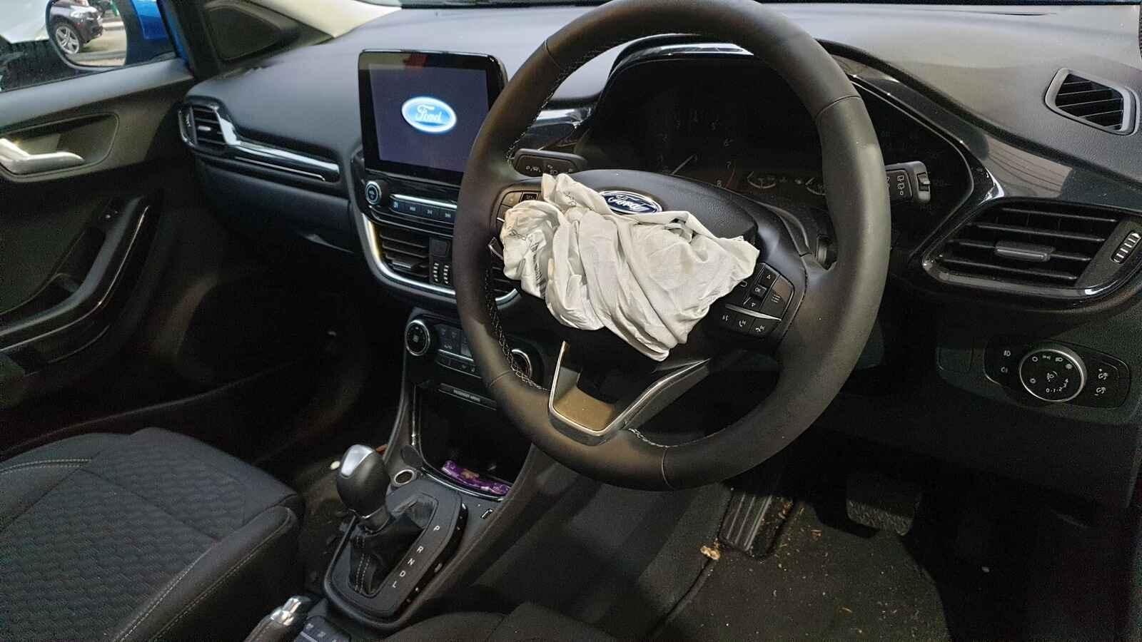 Ford Puma 2021 5 Door Hatchback Breaking View Auto part Ford Puma 2021 5 Door Hatchback Breaking