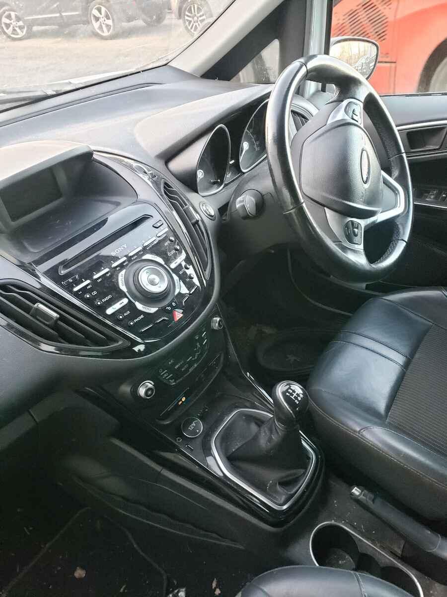 Ford B Max 2013 5 Door Mpv Breaking View Auto part Ford B Max 2013 5 Door Mpv Breaking