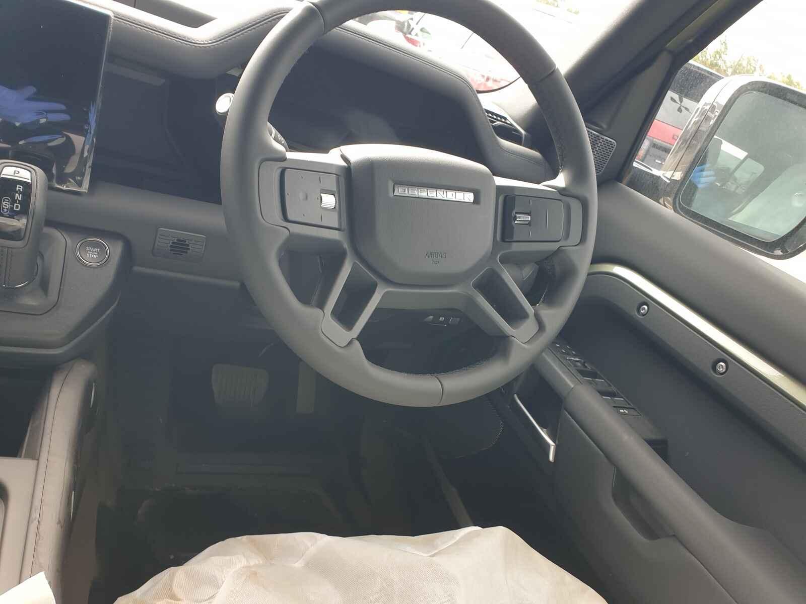 Land Rover Defender 2024 5 Door Estate Breaking View Auto part Land Rover Defender 2024 5 Door Estate Breaking