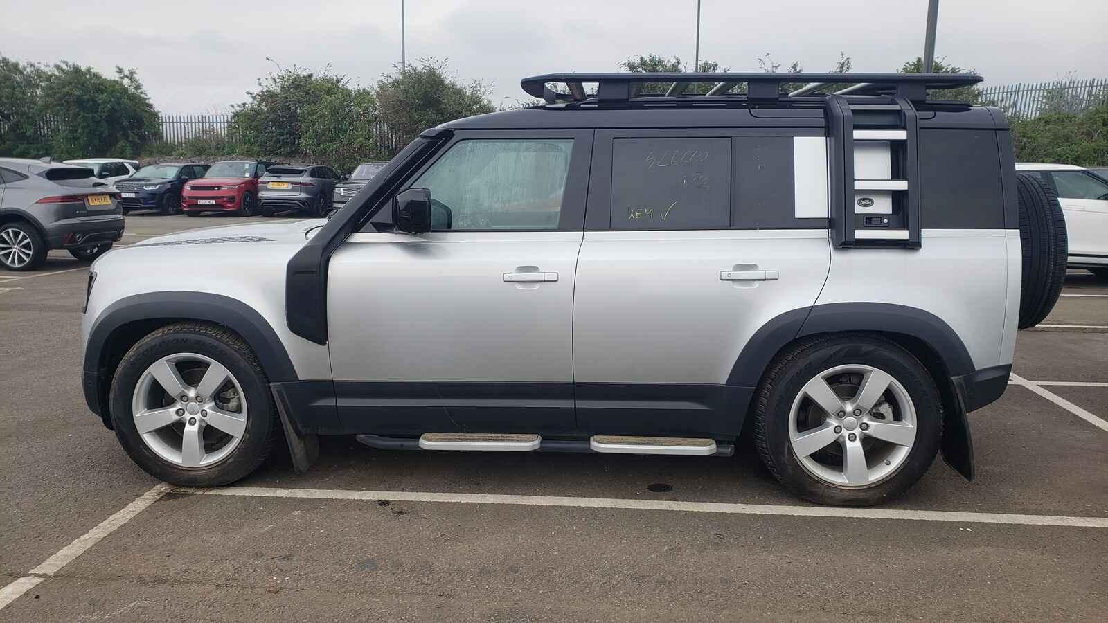 Land Rover Defender 2020 5 Door Estate Breaking View Auto part Land Rover Defender 2020 5 Door Estate Breaking