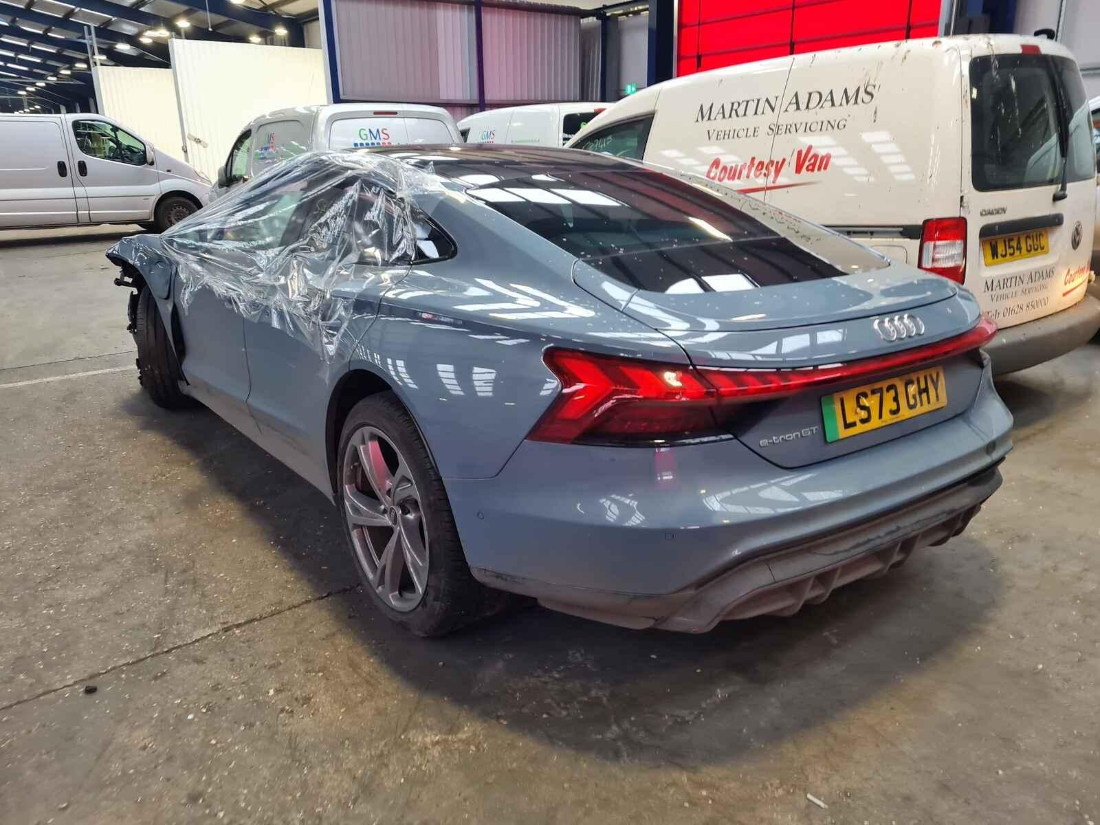 Audi E-tron Gt 2023 4 Door Coupe Breaking View Auto part Audi E-tron Gt 2023 4 Door Coupe Breaking