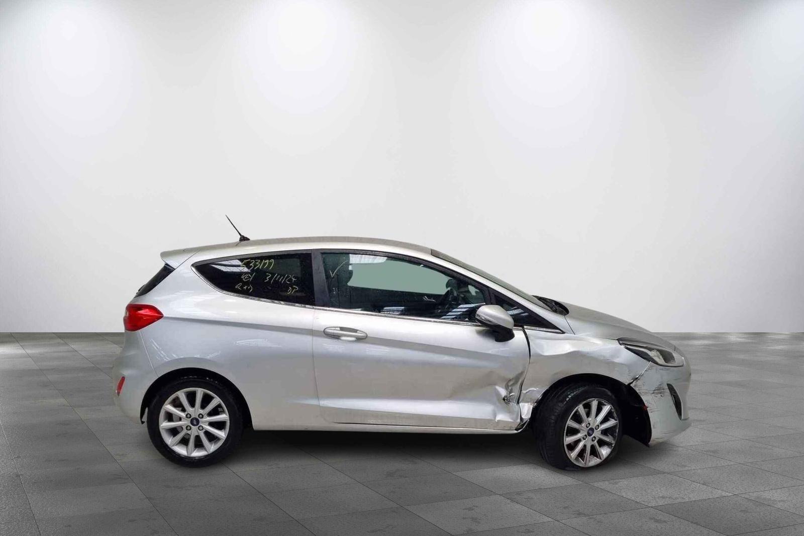 View Auto part Ford Fiesta 2018 3 Door Hatchback Breaking