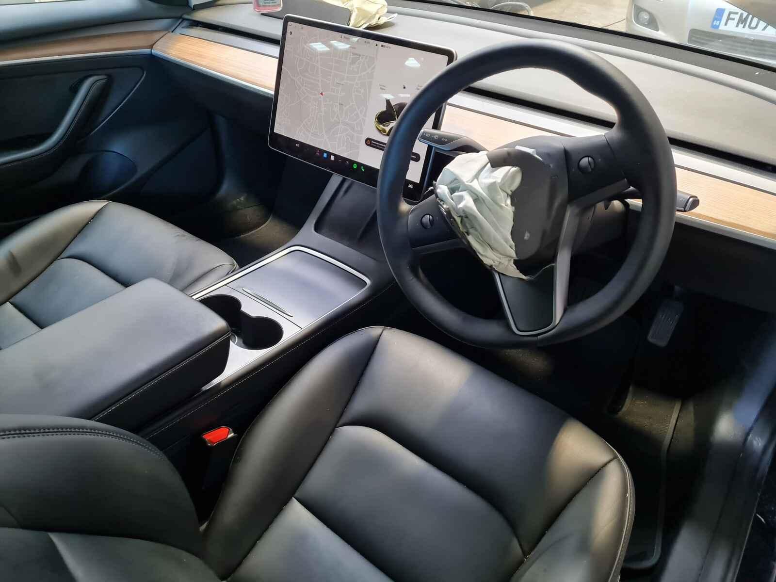 Tesla Model 3 2022 4 Door Saloon Breaking View Auto part Tesla Model 3 2022 4 Door Saloon Breaking
