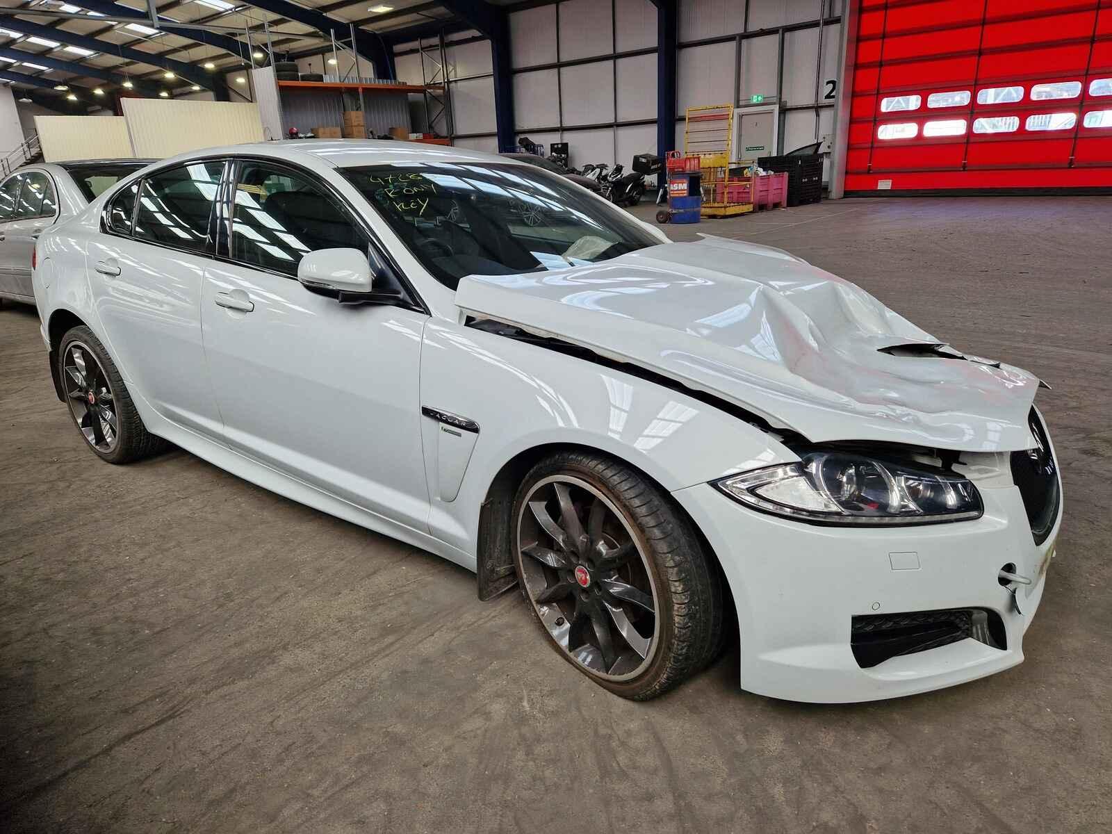 Image for a Jaguar Xf 2015 4 Door Saloon Breaking