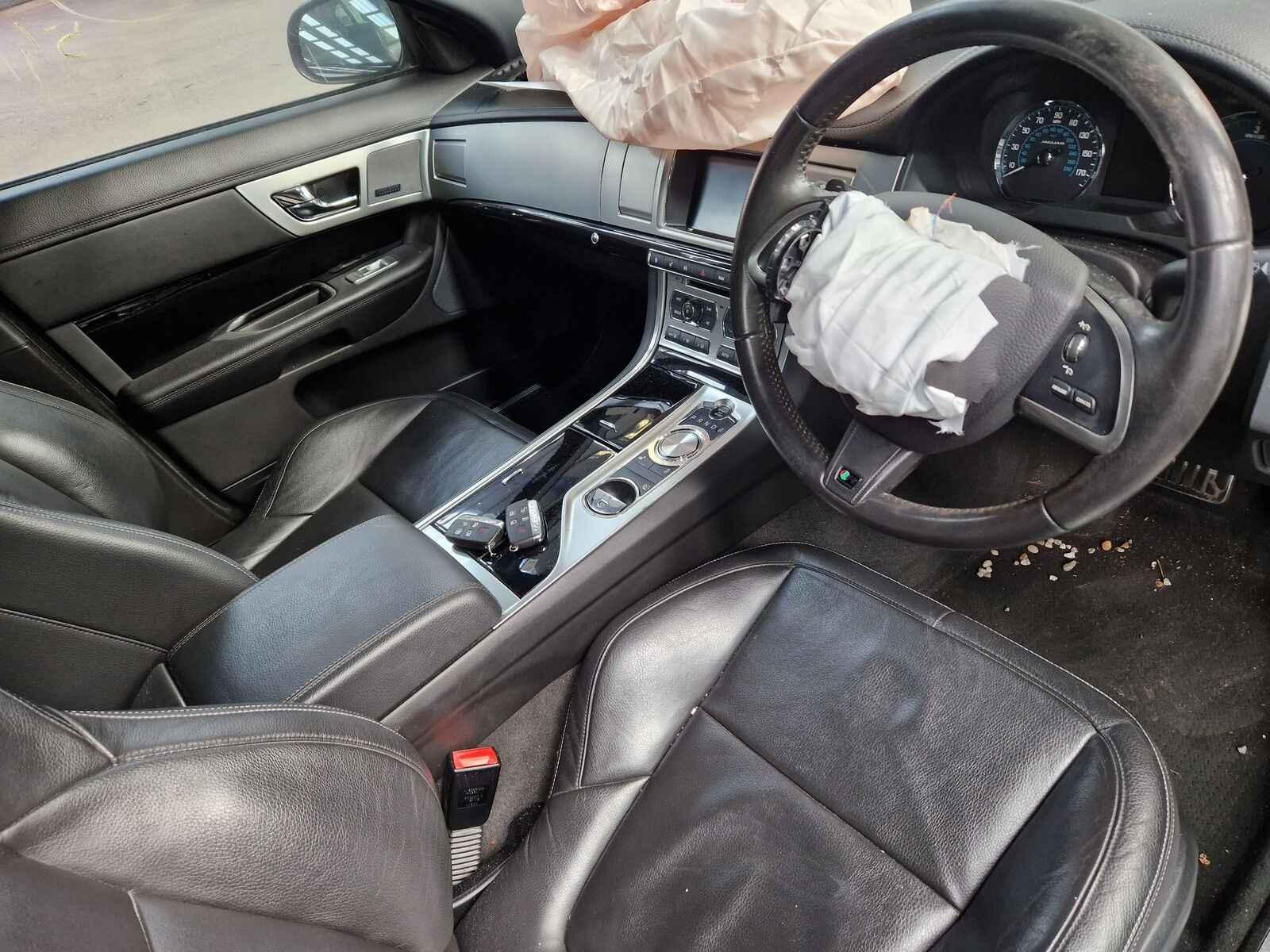 View Auto part Jaguar Xf 2015 4 Door Saloon Breaking