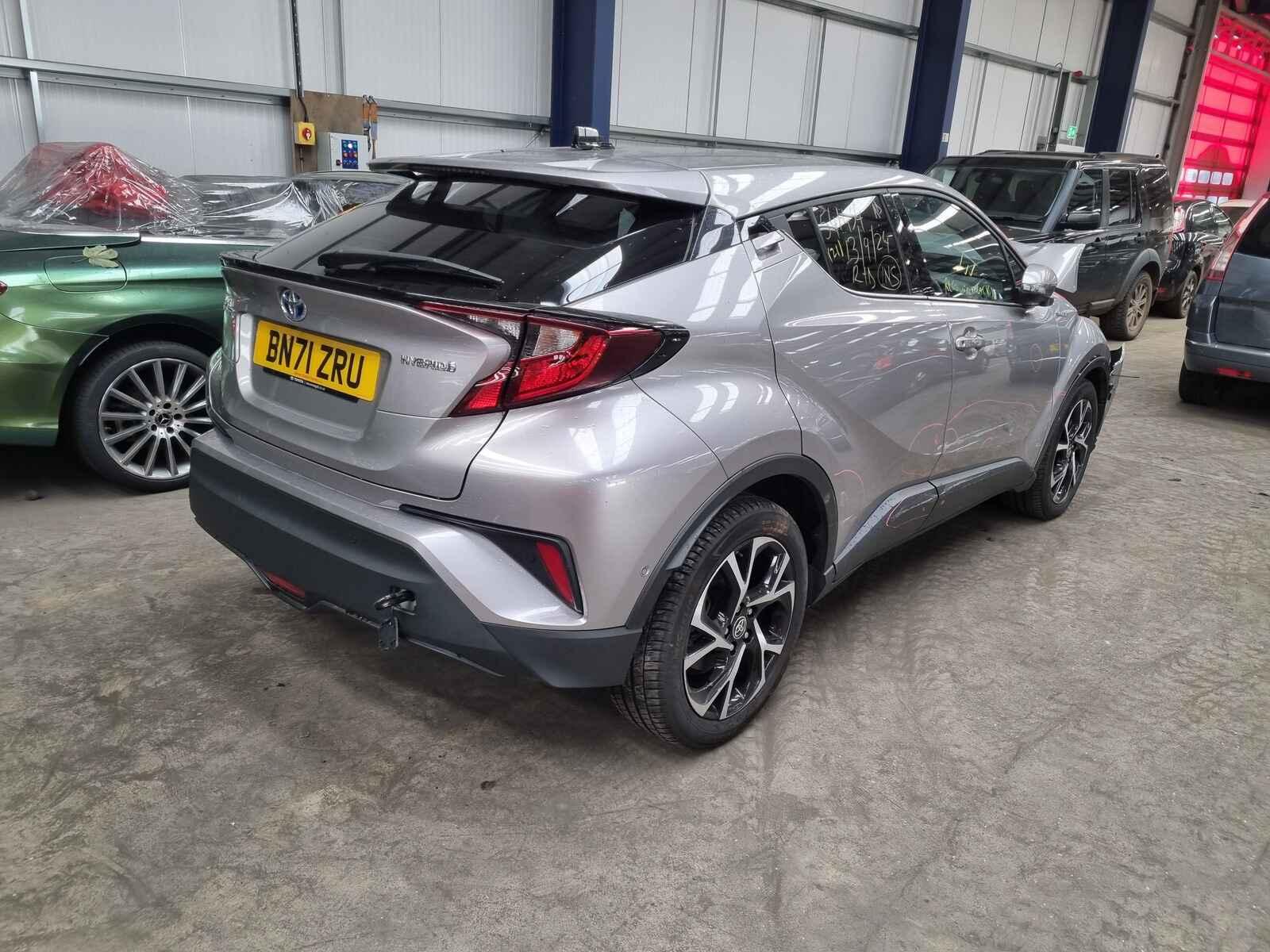Toyota C-hr 2021 5 Door Hatchback Breaking View Auto part Toyota C-hr 2021 5 Door Hatchback Breaking