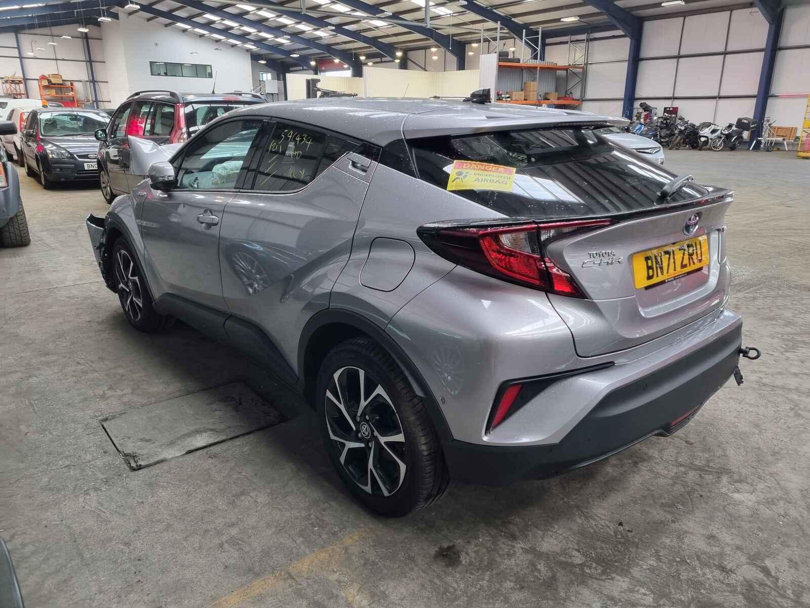 Toyota C-hr 2021 5 Door Hatchback Breaking View Auto part Toyota C-hr 2021 5 Door Hatchback Breaking