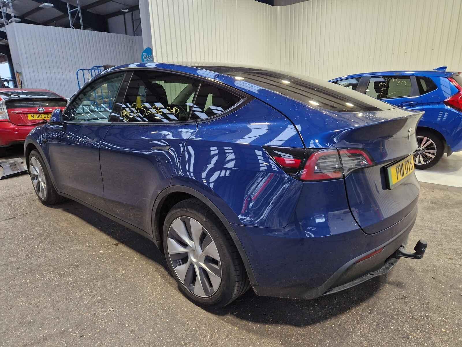 Tesla Model Y 2022 5 Door Mpv Breaking View Auto part Tesla Model Y 2022 5 Door Mpv Breaking