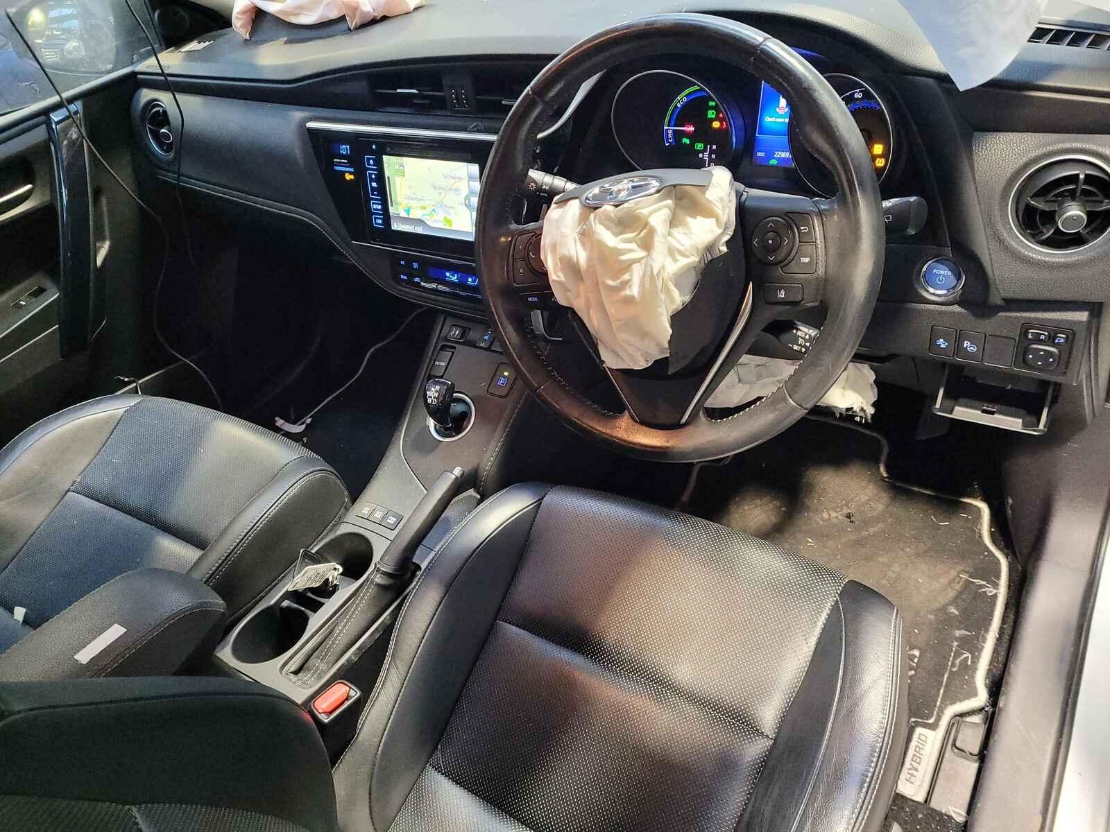 Toyota Auris 2017 5 Door Hatchback Breaking View Auto part Toyota Auris 2017 5 Door Hatchback Breaking