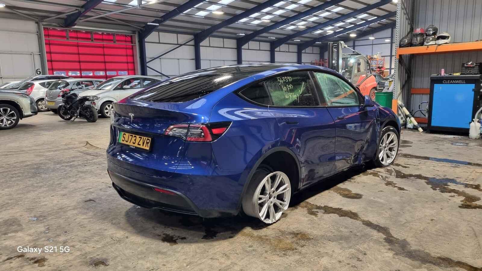 Tesla Model Y 2023 5 Door Mpv Breaking View Auto part Tesla Model Y 2023 5 Door Mpv Breaking