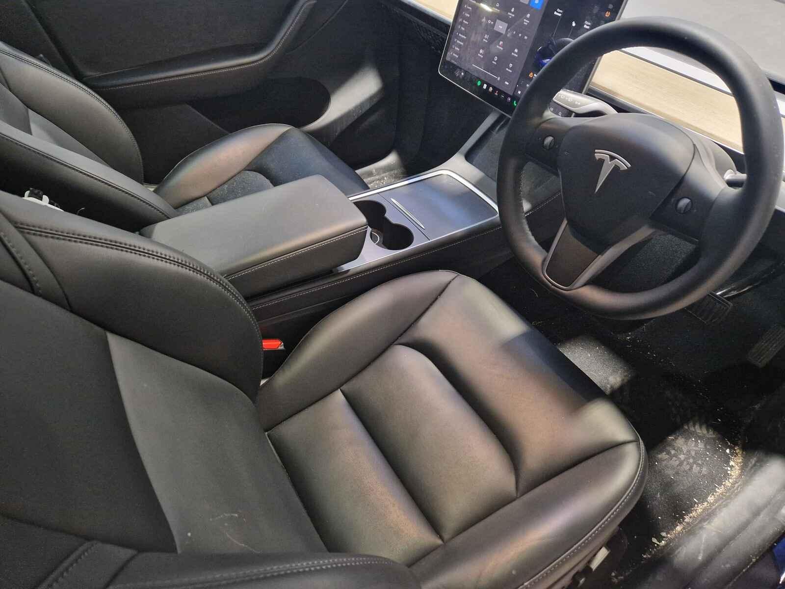Tesla Model Y 2023 5 Door Mpv Breaking View Auto part Tesla Model Y 2023 5 Door Mpv Breaking