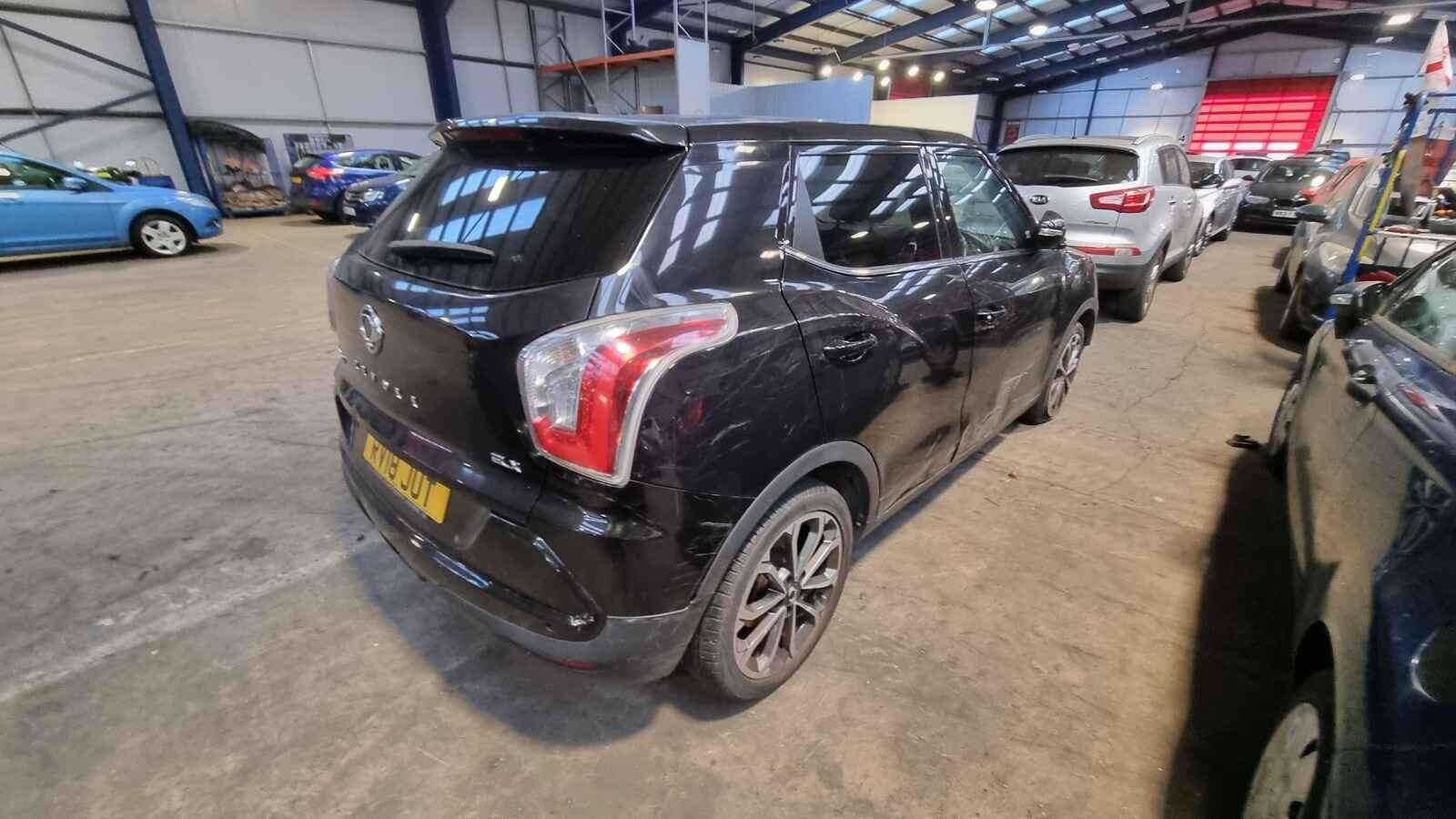Ssangyong Tivoli 2018 5 Door Hatchback Breaking View Auto part Ssangyong Tivoli 2018 5 Door Hatchback Breaking