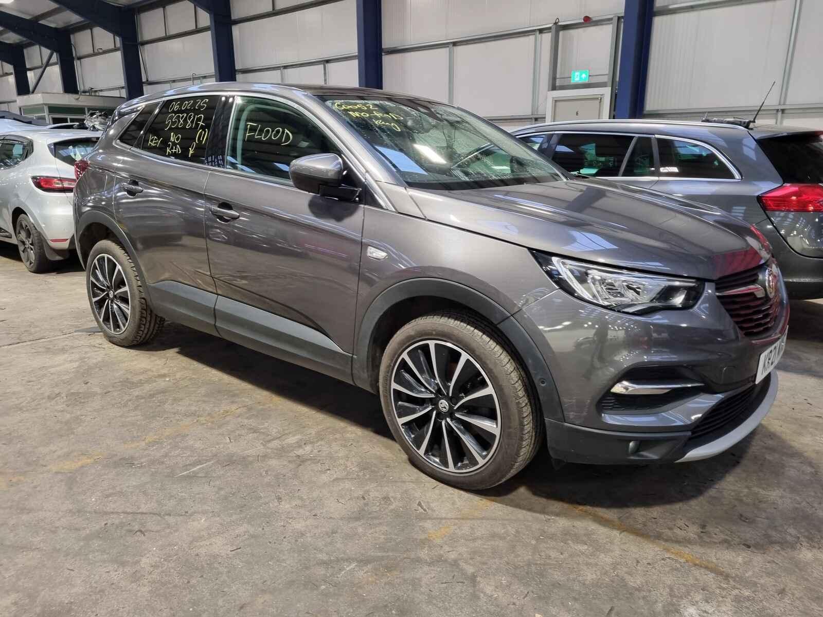Image for a Vauxhall Grandland X 2021 5 Door Hatchback Breaking