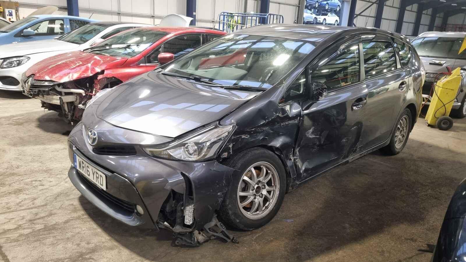 Toyota Prius Plus 2016 5 Door Mpv Breaking View Auto part Toyota Prius Plus 2016 5 Door Mpv Breaking