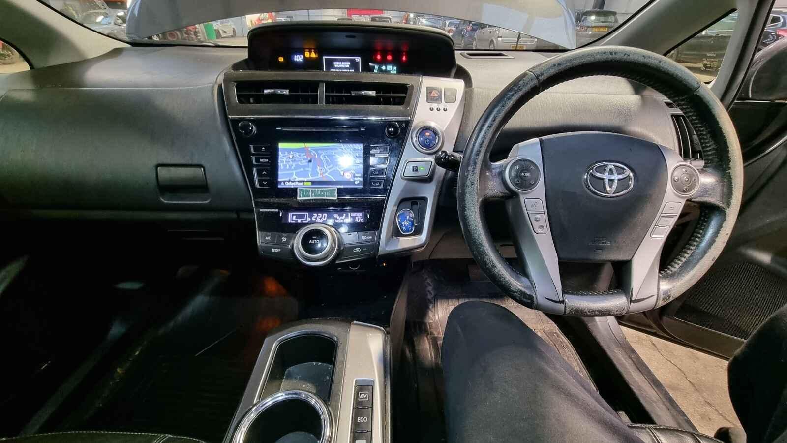 Toyota Prius Plus 2016 5 Door Mpv Breaking View Auto part Toyota Prius Plus 2016 5 Door Mpv Breaking