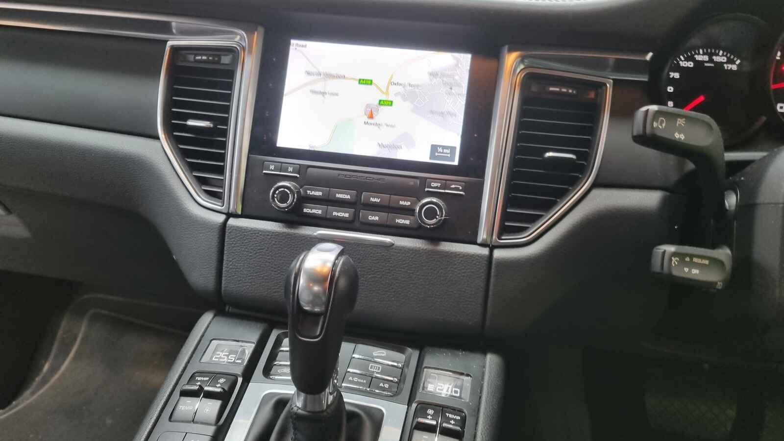 Porsche Macan 2018 5 Door Estate Breaking View Auto part Porsche Macan 2018 5 Door Estate Breaking