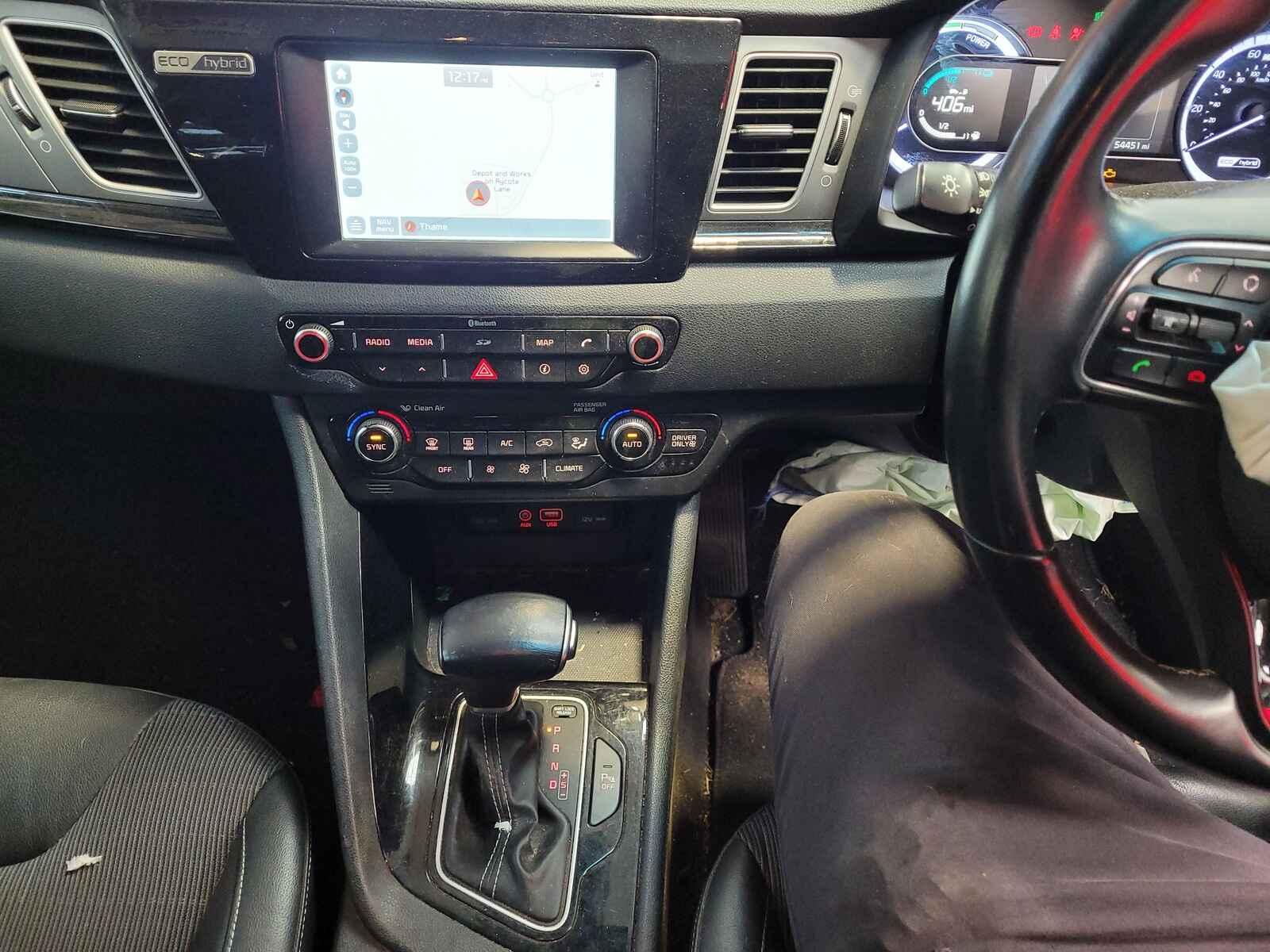 View Auto part Kia Niro 2016 5 Door Estate Breaking