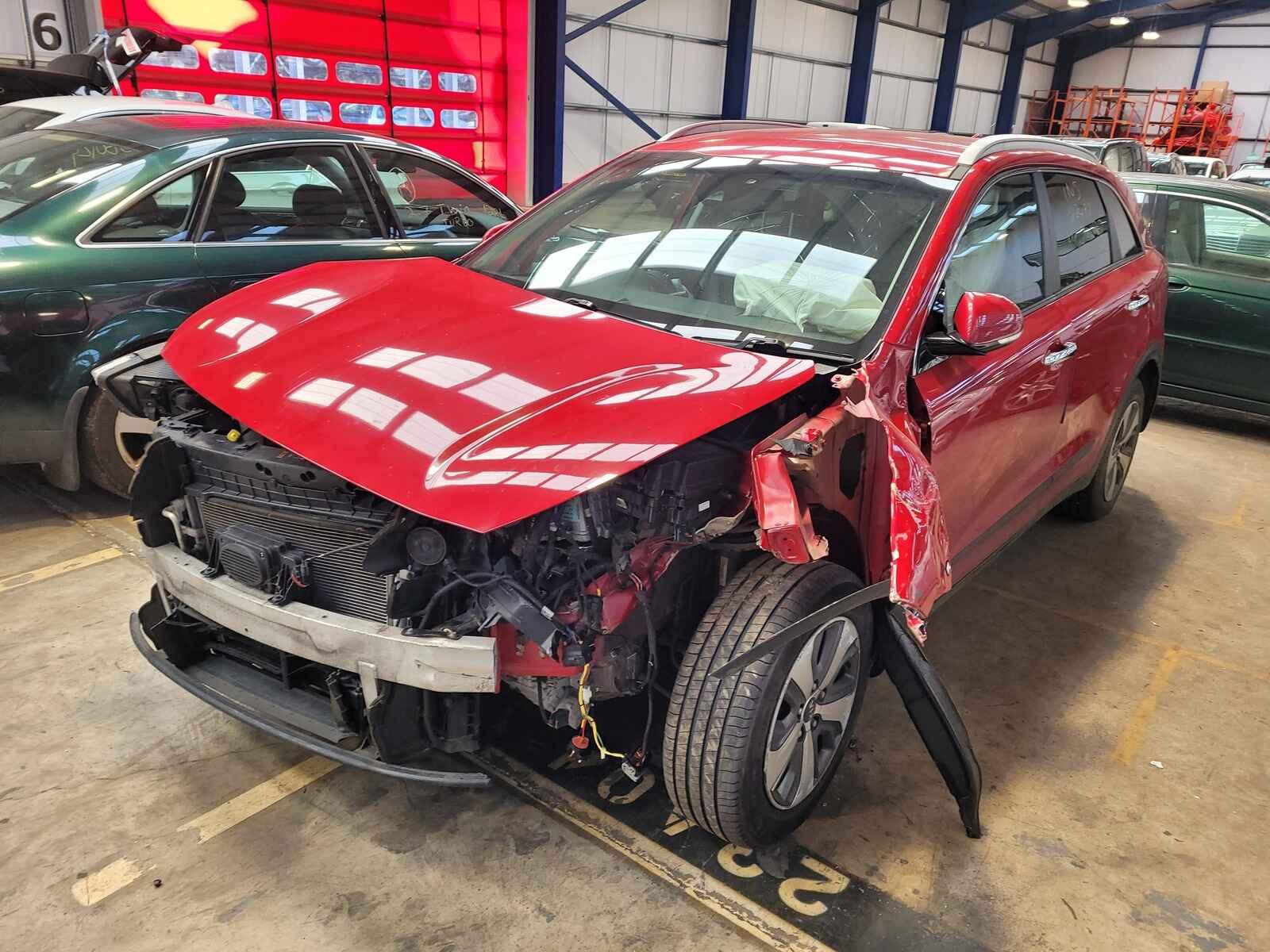 View Auto part Kia Niro 2016 5 Door Estate Breaking