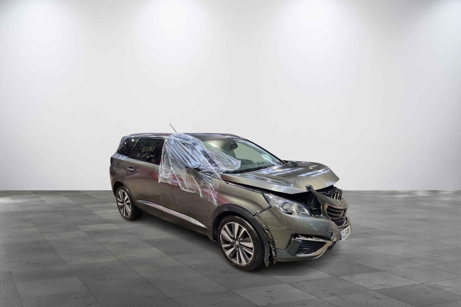 Image for a Peugeot 5008 2018 5 Door Hatchback Breaking