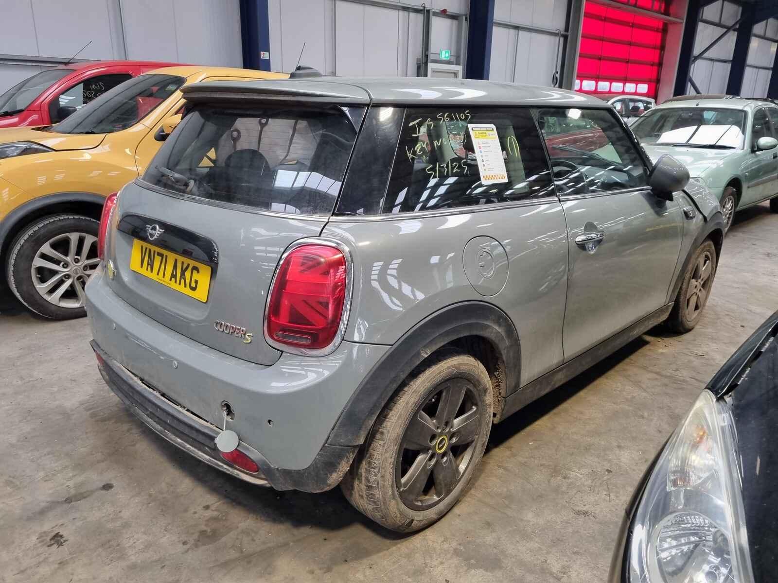Mini (bmw) Mini 2021 3 Door Hatchback Breaking View Auto part Mini (bmw) Mini 2021 3 Door Hatchback Breaking