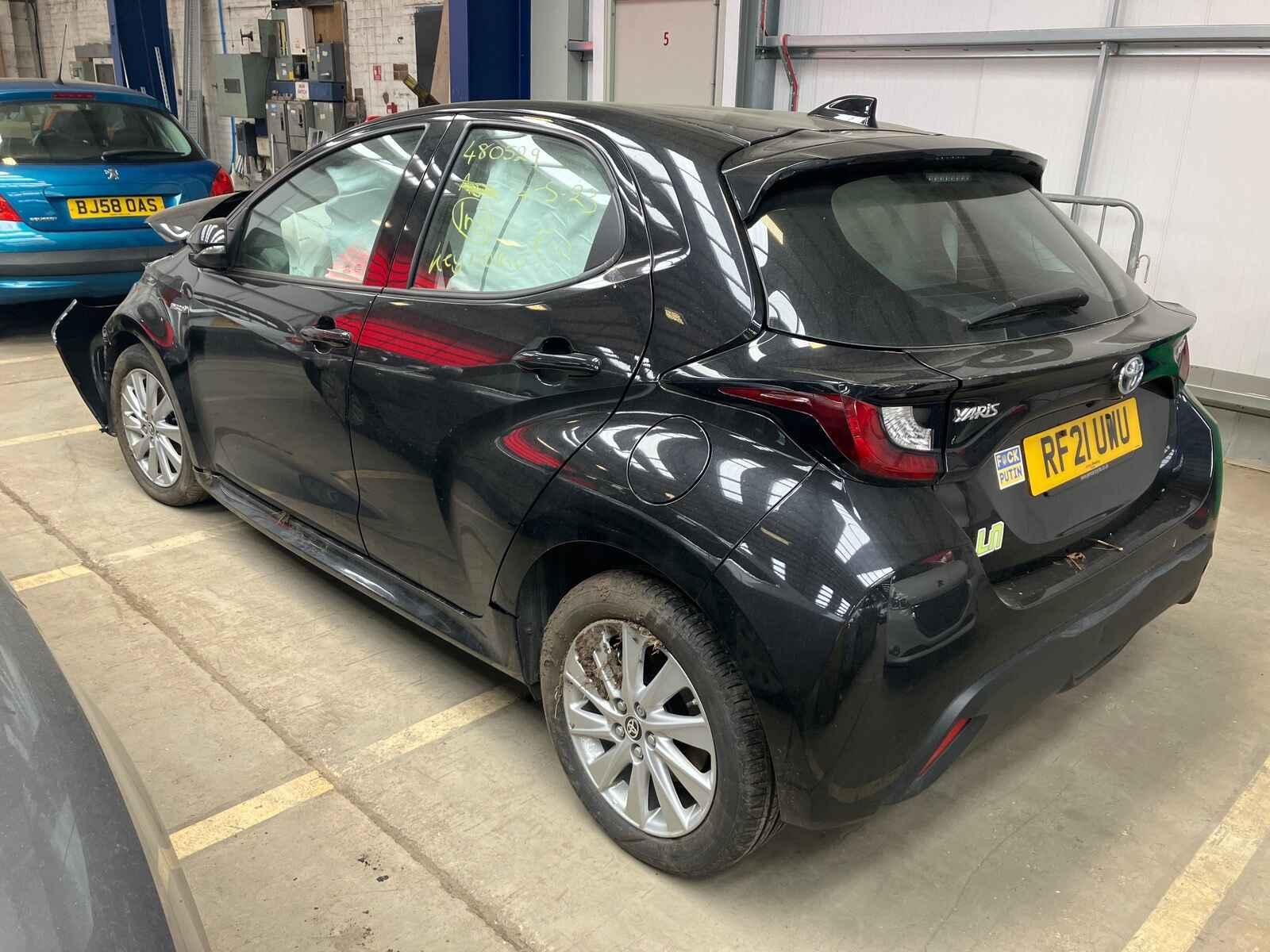 Toyota Yaris 2021 5 Door Hatchback Breaking View Auto part Toyota Yaris 2021 5 Door Hatchback Breaking