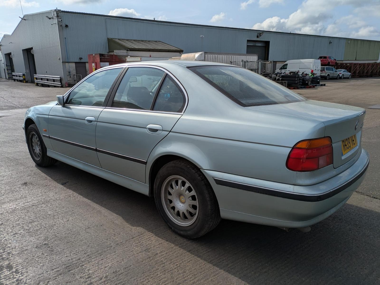Bmw 5 Series 1997 4 Door Saloon Breaking View Auto part Bmw 5 Series 1997 4 Door Saloon Breaking