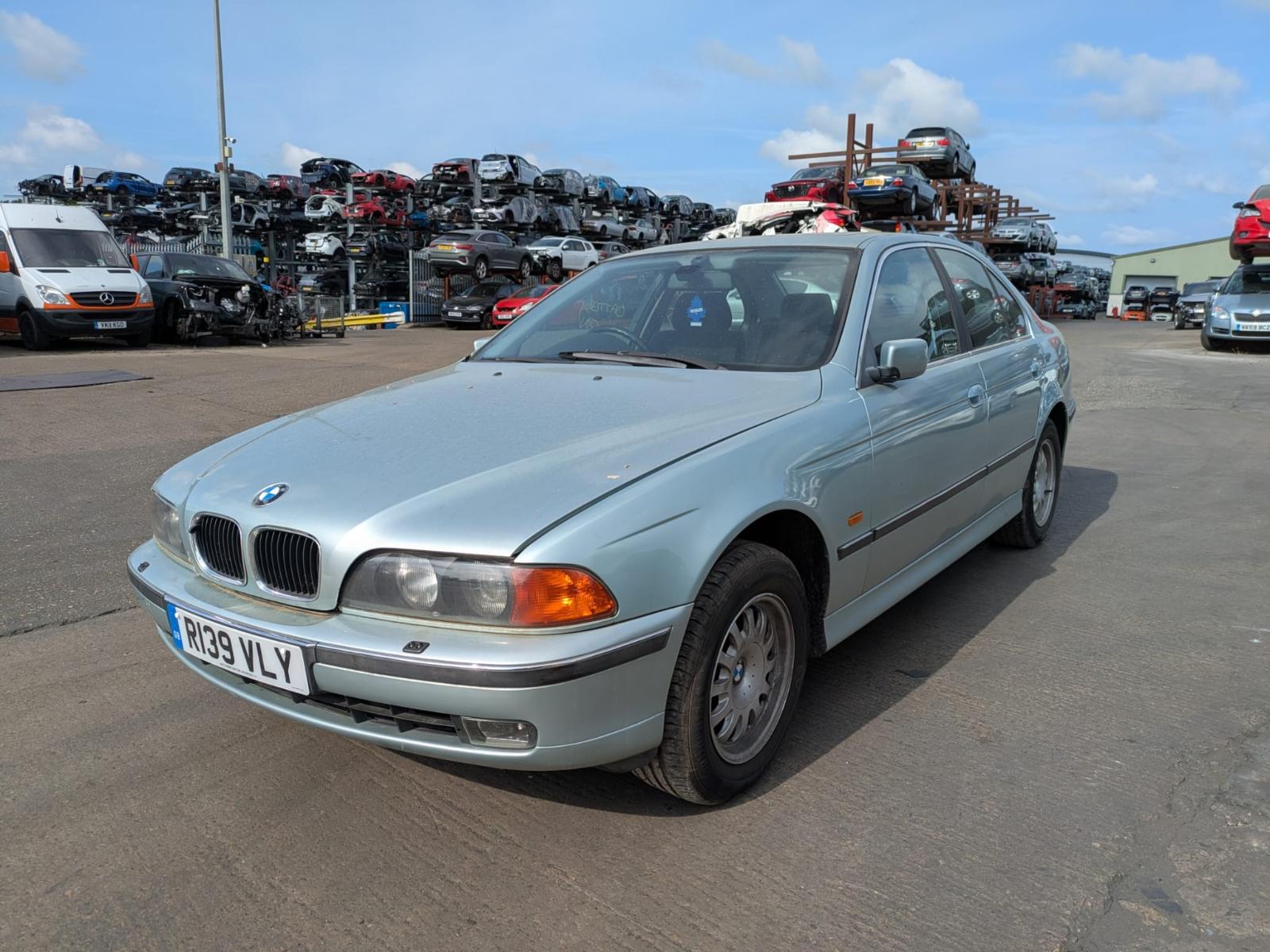 Bmw 5 Series 1997 4 Door Saloon Breaking View Auto part Bmw 5 Series 1997 4 Door Saloon Breaking