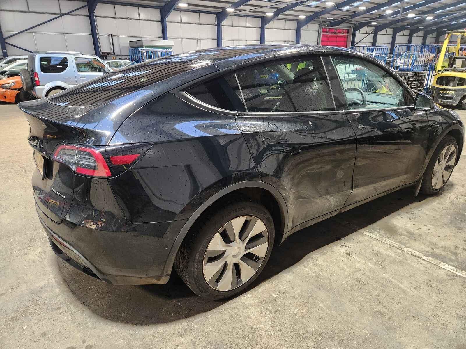 Tesla Model Y 2022 5 Door Mpv Breaking View Auto part Tesla Model Y 2022 5 Door Mpv Breaking