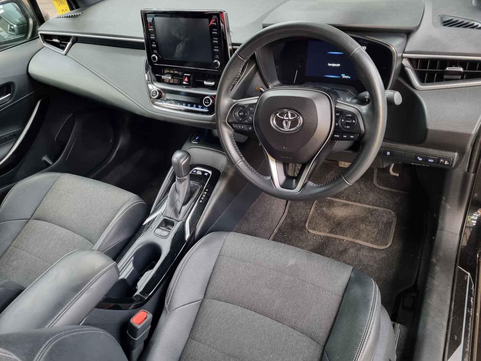 View Auto part Toyota Corolla 2021 5 Door Hatchback Breaking