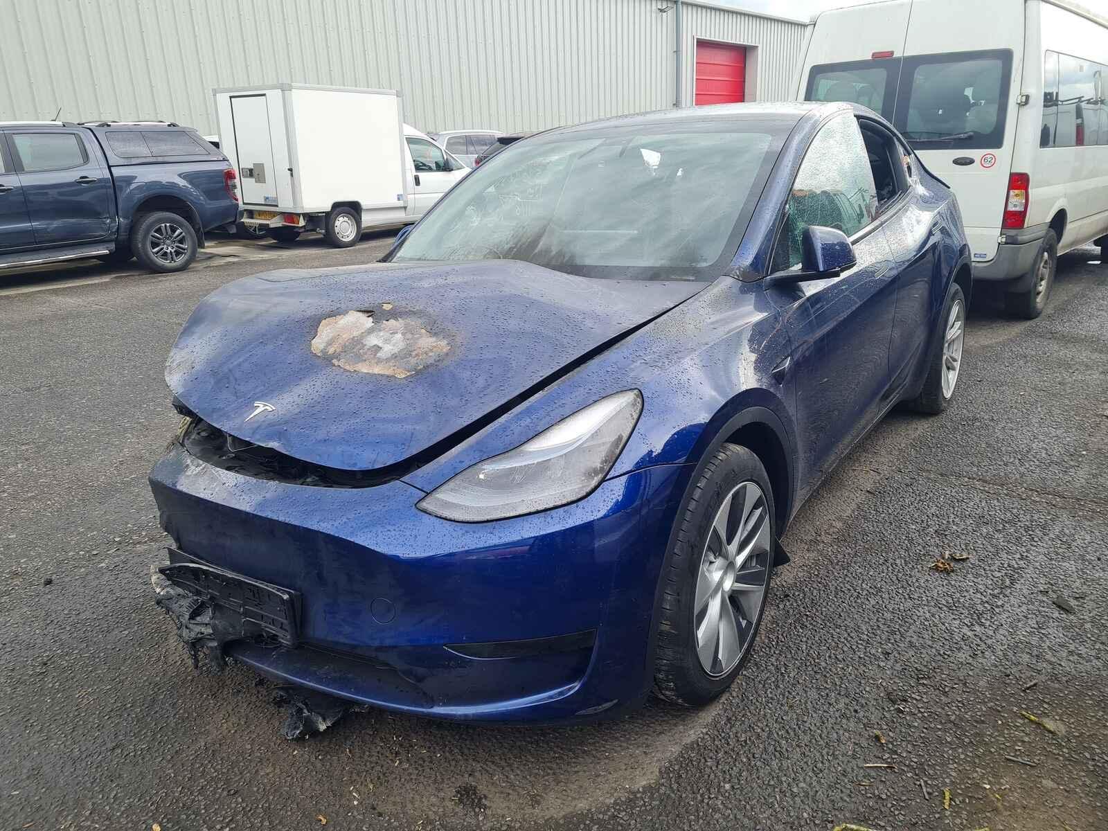 Tesla Model Y 2023 5 Door Mpv Breaking View Auto part Tesla Model Y 2023 5 Door Mpv Breaking