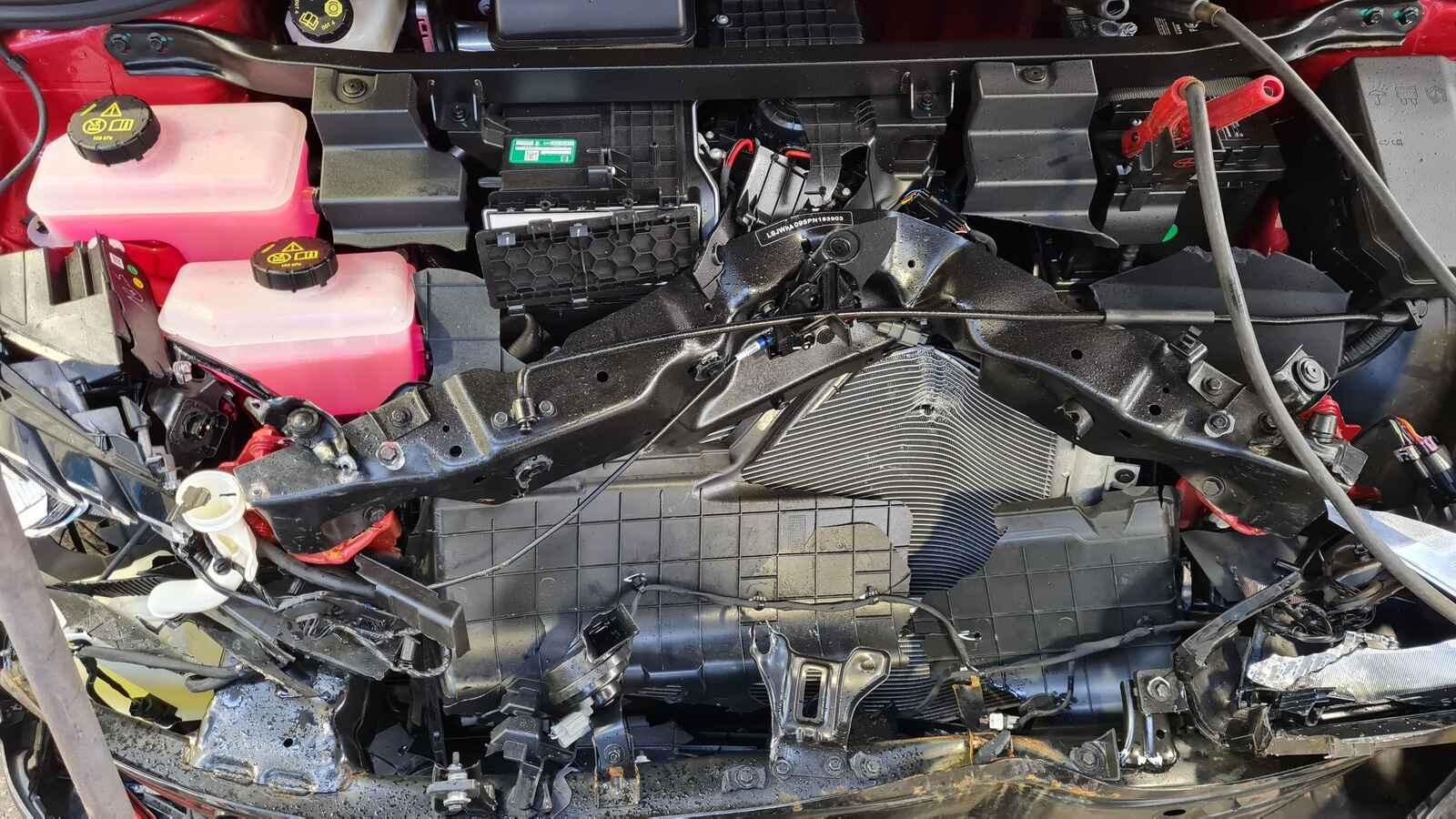 Mg Mg4 2024 5 Door Hatchback Breaking View Auto part Mg Mg4 2024 5 Door Hatchback Breaking