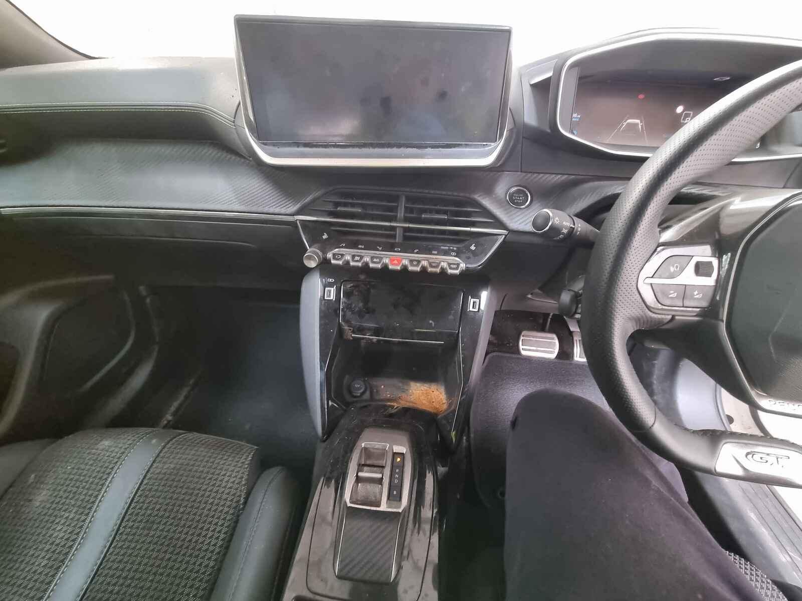 Peugeot 2008 2024 5 Door Hatchback Breaking View Auto part Peugeot 2008 2024 5 Door Hatchback Breaking