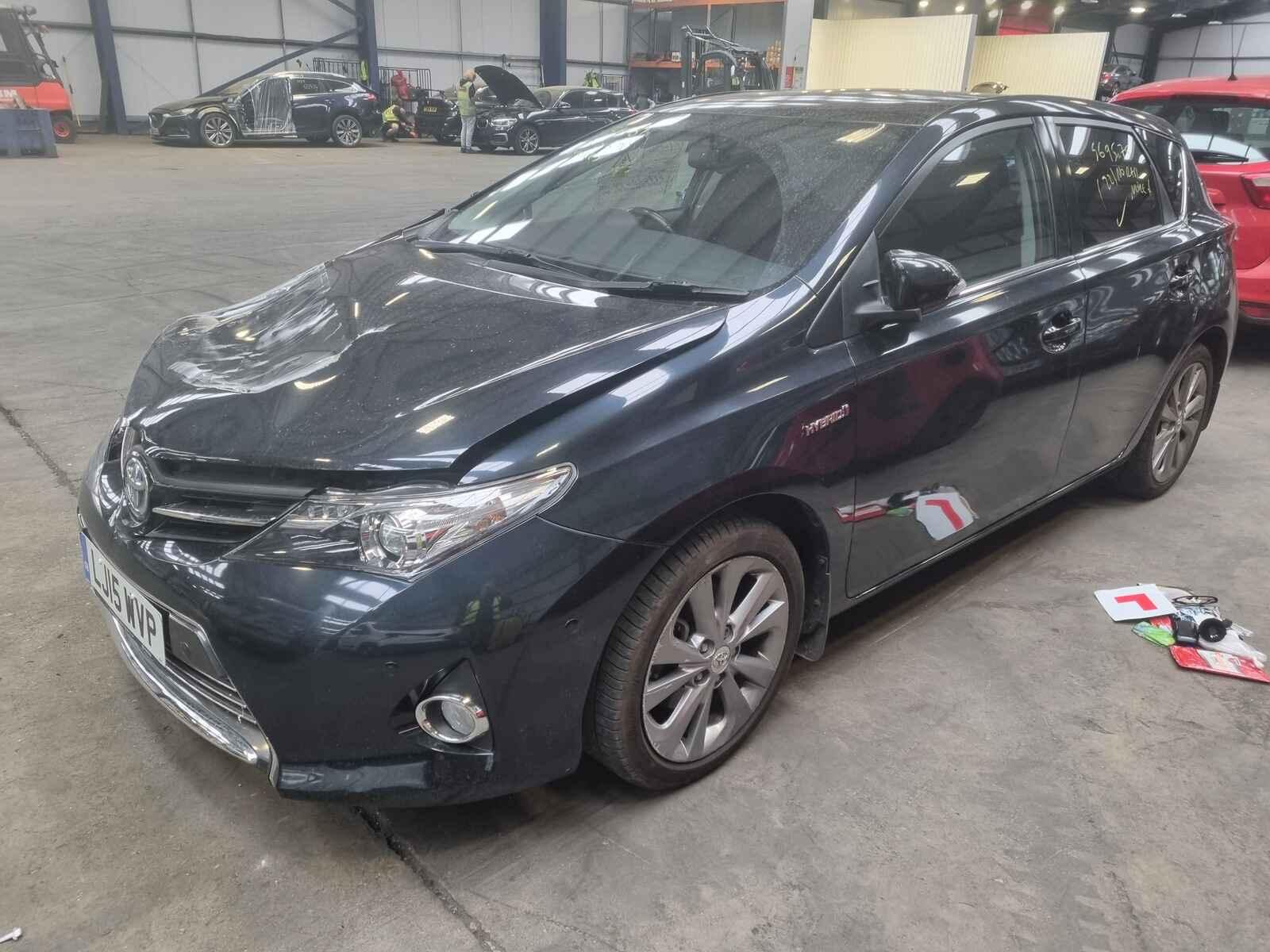 Toyota Auris 2015 5 Door Hatchback Breaking View Auto part Toyota Auris 2015 5 Door Hatchback Breaking