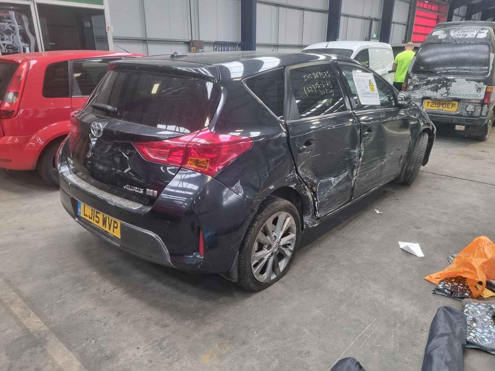 Toyota Auris 2015 5 Door Hatchback Breaking View Auto part Toyota Auris 2015 5 Door Hatchback Breaking