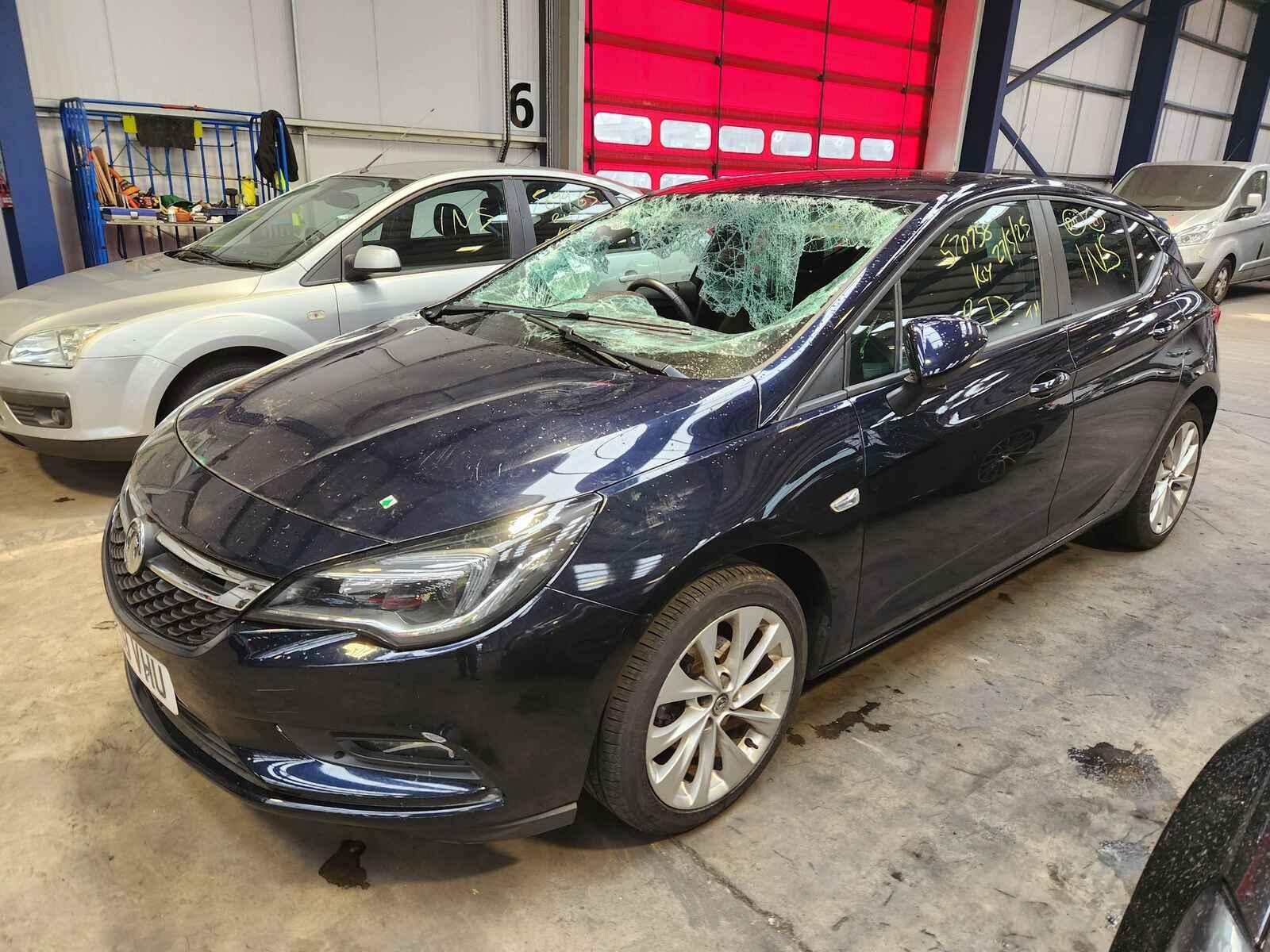 Vauxhall Astra 2018 5 Door Hatchback Breaking View Auto part Vauxhall Astra 2018 5 Door Hatchback Breaking