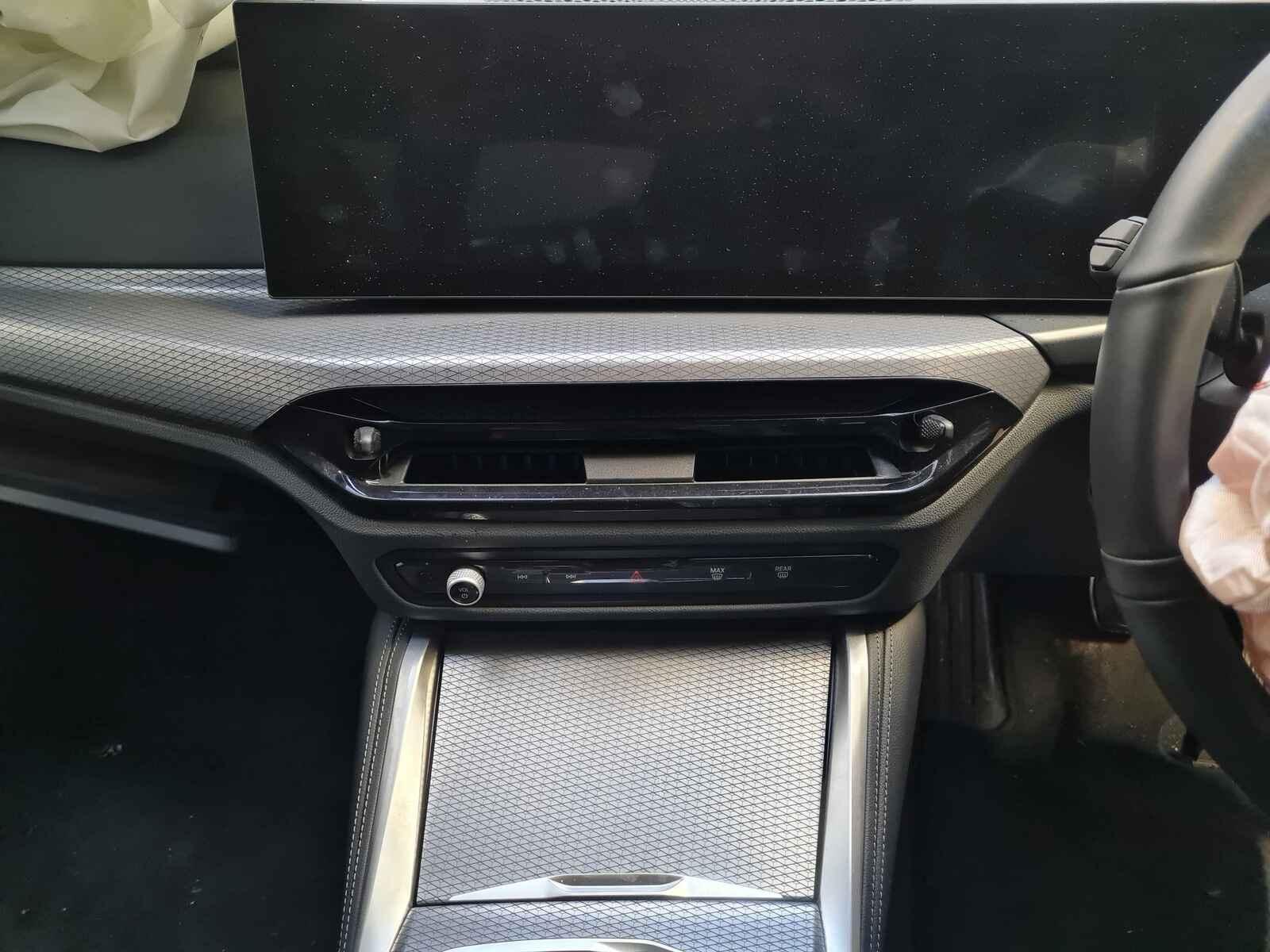 Bmw I4 2024 4 Door Coupe Breaking View Auto part Bmw I4 2024 4 Door Coupe Breaking