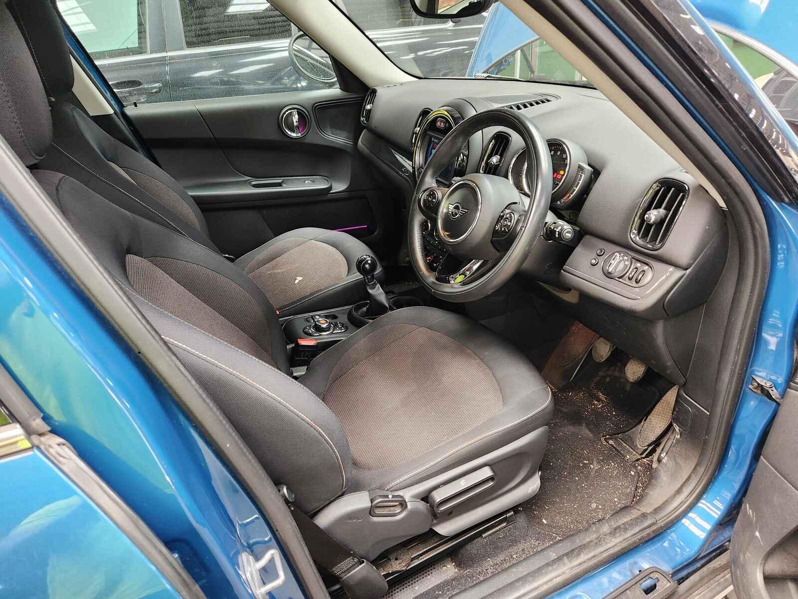 View Auto part Mini (bmw) Countryman 2019 5 Door Hatchback Breaking