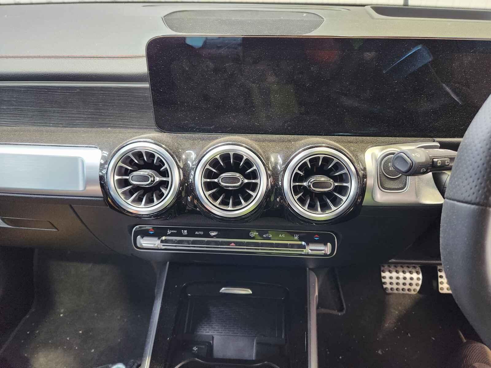 Mercedes Eqb 2024 5 Door Estate Breaking View Auto part Mercedes Eqb 2024 5 Door Estate Breaking