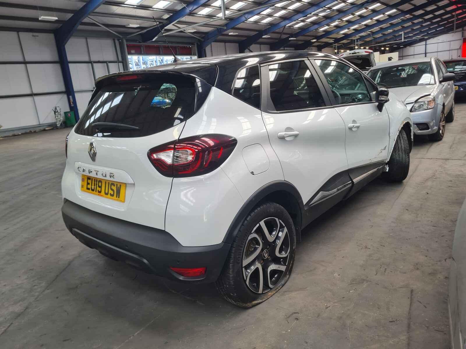 Renault Captur 2019 5 Door Hatchback Breaking View Auto part Renault Captur 2019 5 Door Hatchback Breaking
