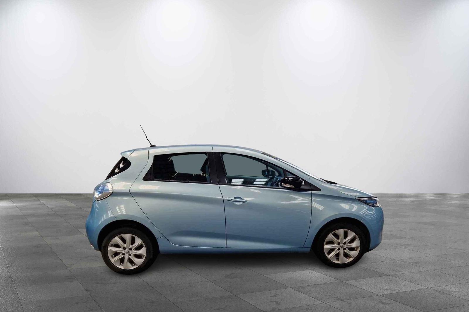 Renault Zoe 2015 5 Door Hatchback Breaking View Auto part Renault Zoe 2015 5 Door Hatchback Breaking