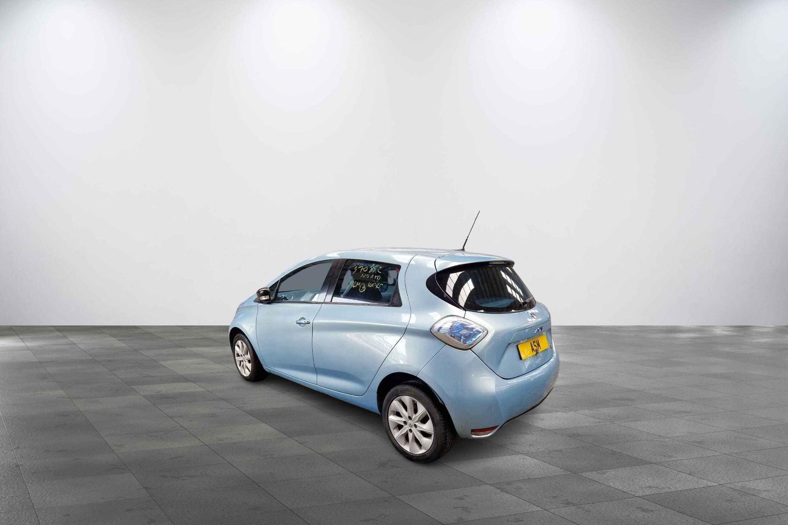 Renault Zoe 2015 5 Door Hatchback Breaking View Auto part Renault Zoe 2015 5 Door Hatchback Breaking