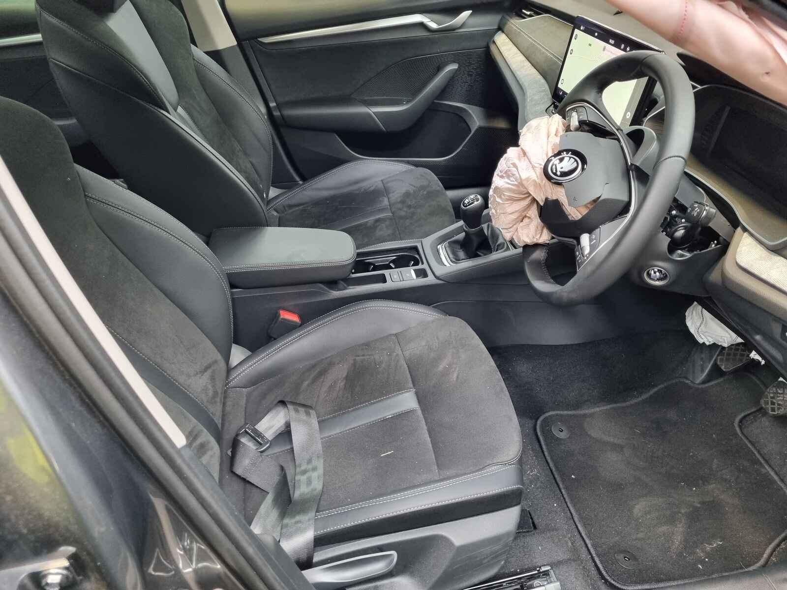 Skoda Octavia 2024 5 Door Hatchback Breaking View Auto part Skoda Octavia 2024 5 Door Hatchback Breaking