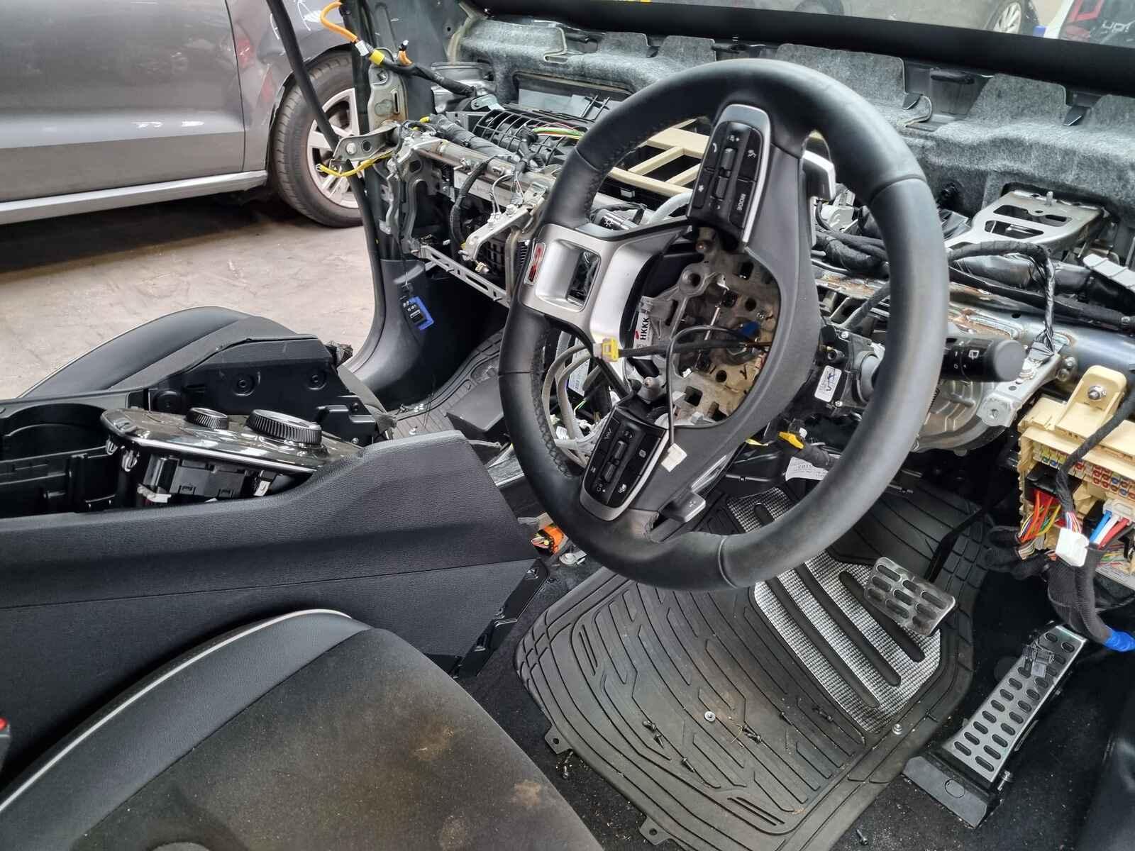 Kia Sportage 2025 5 Door Estate Breaking View Auto part Kia Sportage 2025 5 Door Estate Breaking