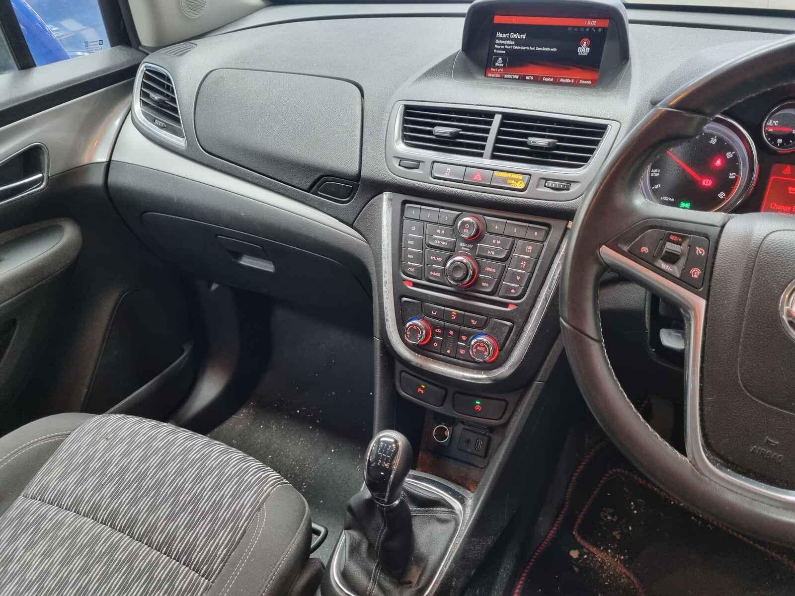 Vauxhall Mokka 2015 5 Door Hatchback Breaking View Auto part Vauxhall Mokka 2015 5 Door Hatchback Breaking