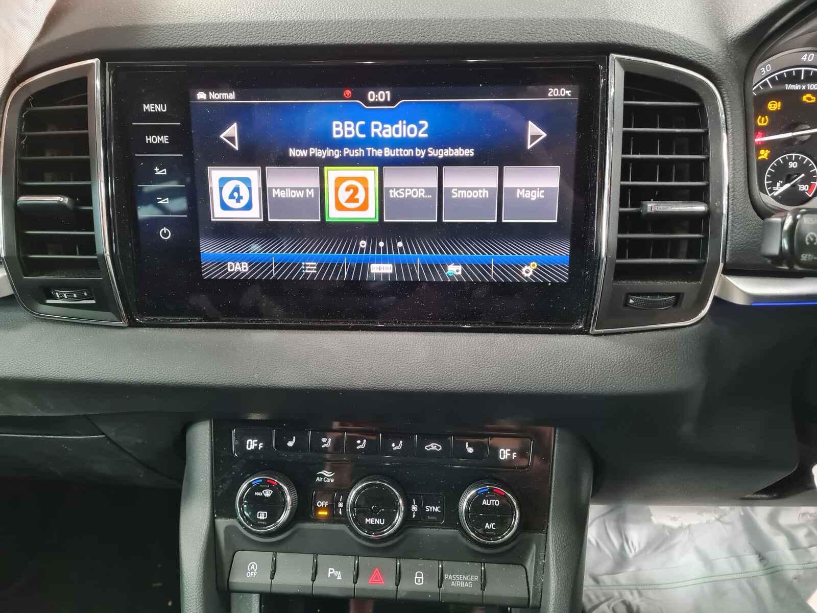 Skoda Karoq 2020 5 Door Estate Breaking View Auto part Skoda Karoq 2020 5 Door Estate Breaking